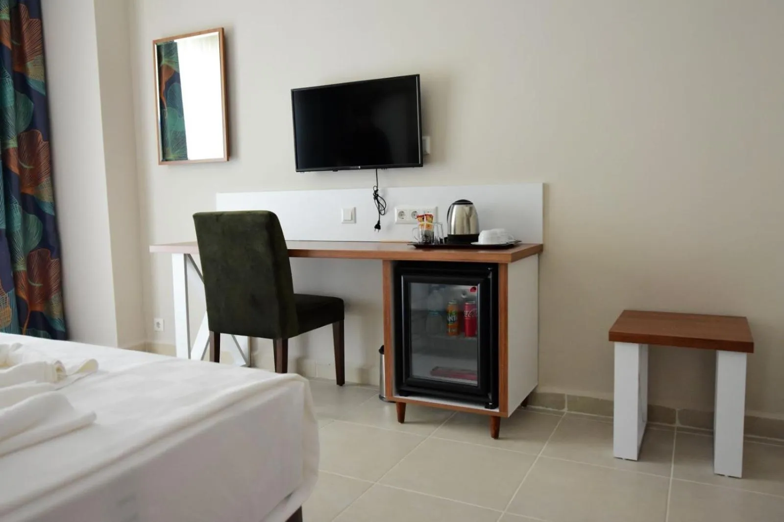 TV and multimedia in KALİYE ASPENDOS HOTEL