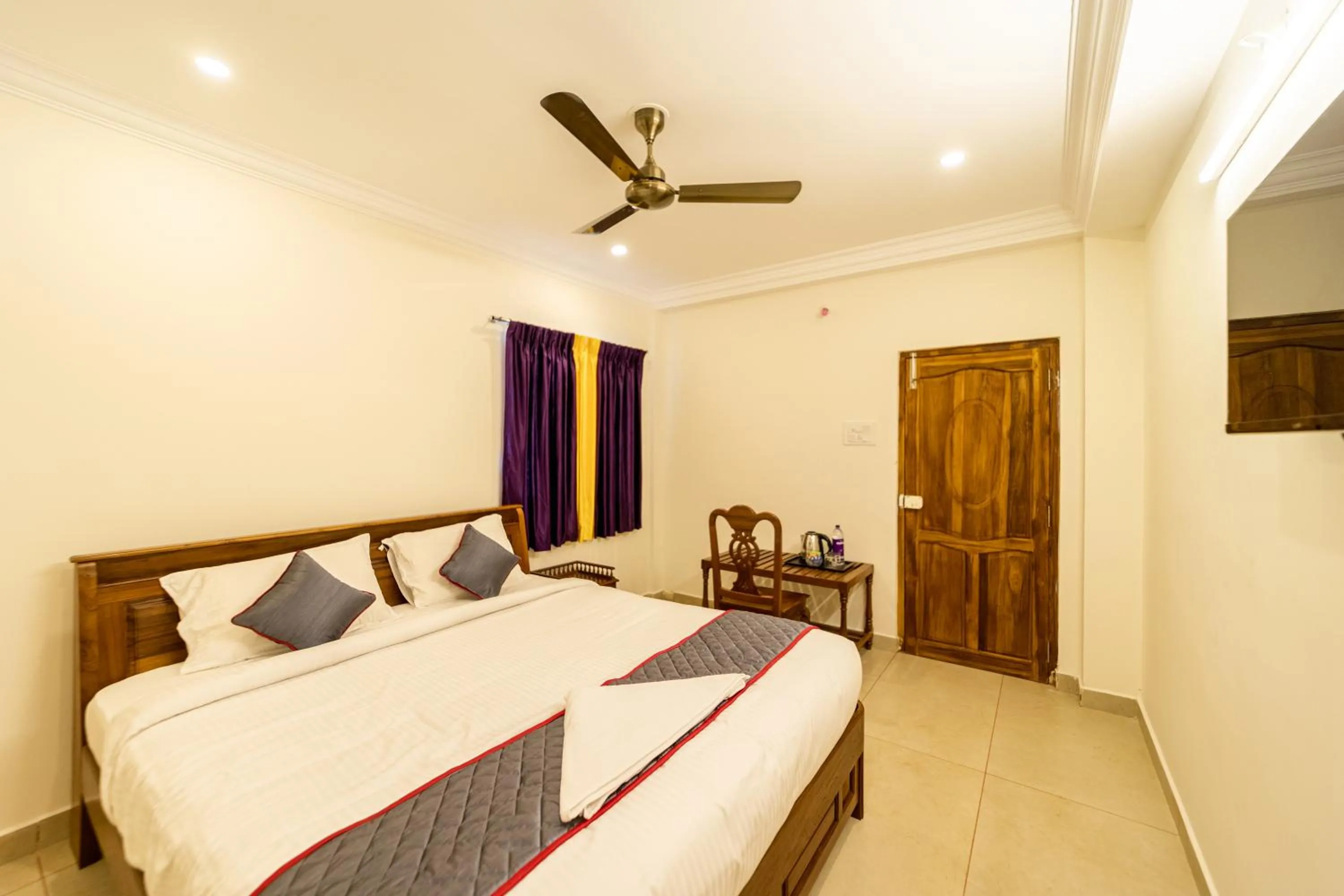 Bed in Yellow Residency