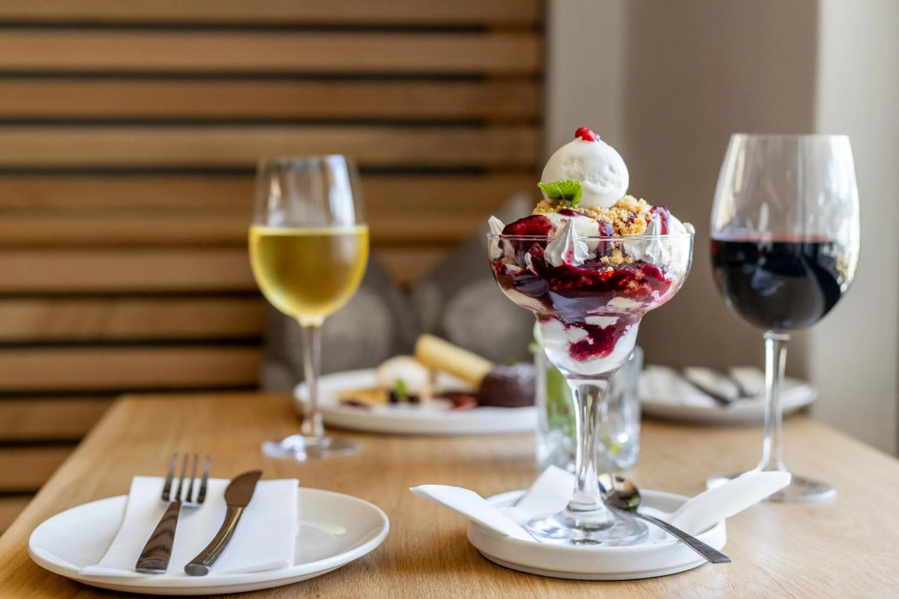 Restaurant/places to eat in Plett Quarter Hotel - Lion Roars Hotels & Lodges