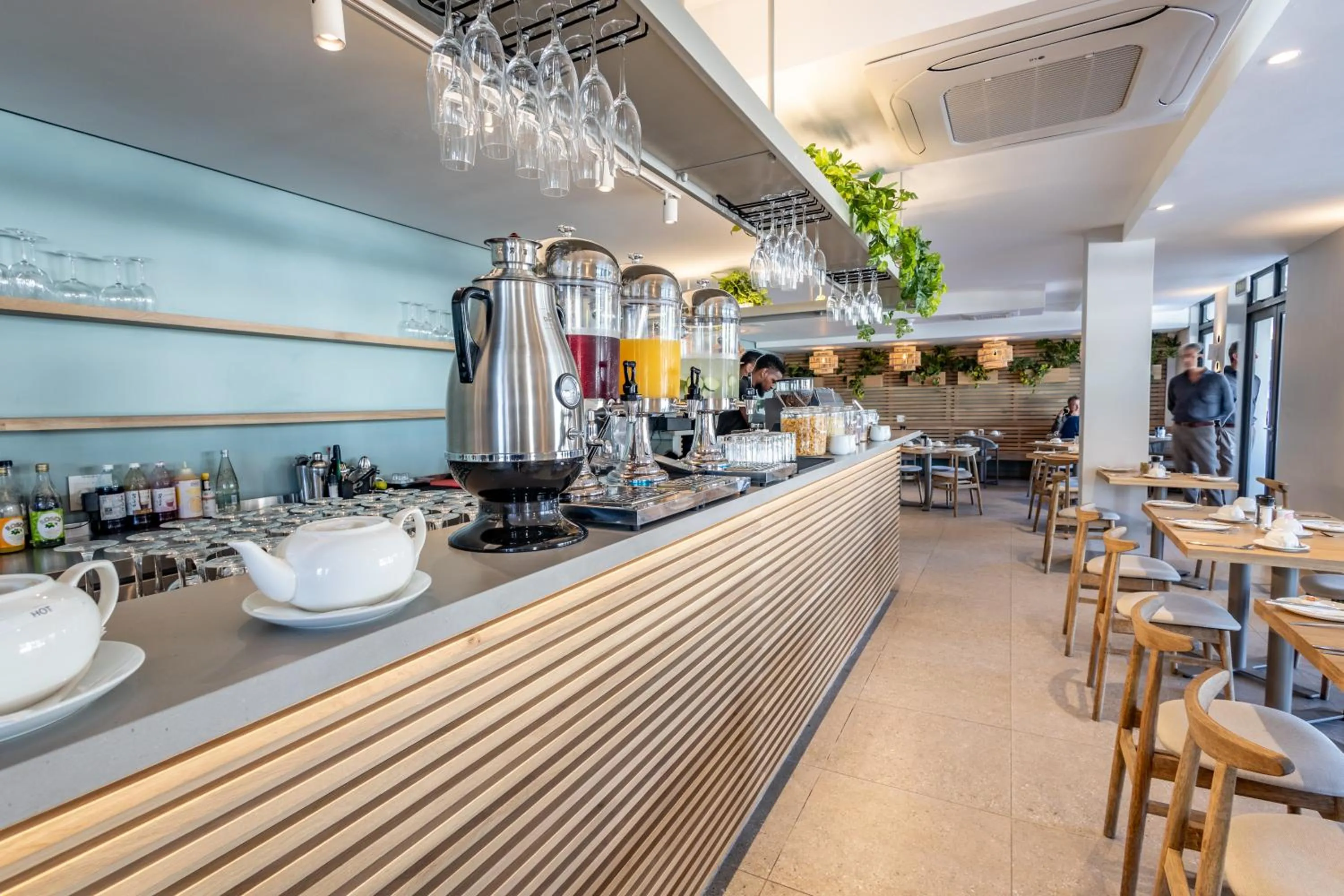 Restaurant/places to eat in Plett Quarter Hotel - Lion Roars Hotels & Lodges