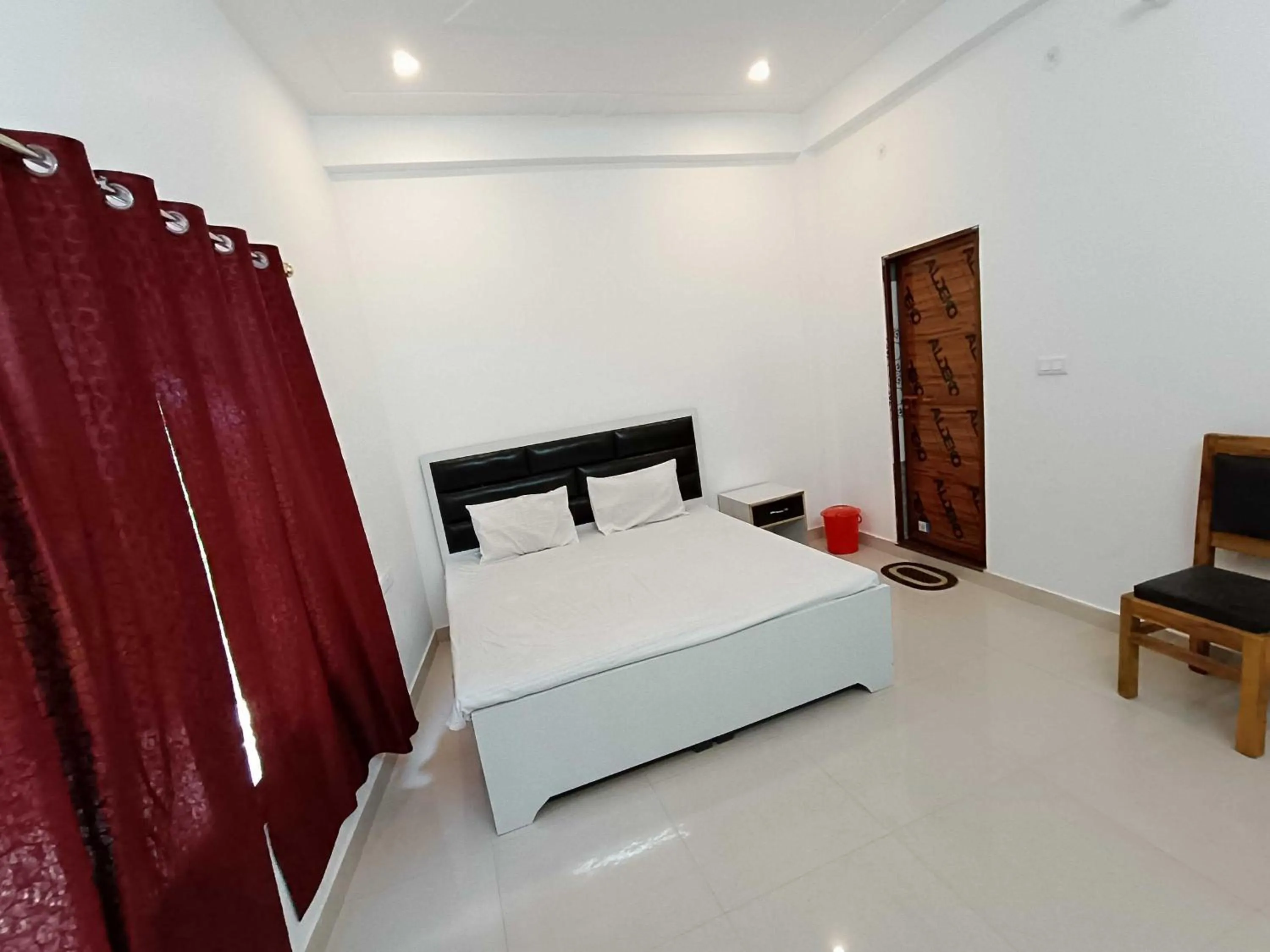Bedroom, Bed in Hotel O Home Kanak Hotel & Resort Homestay