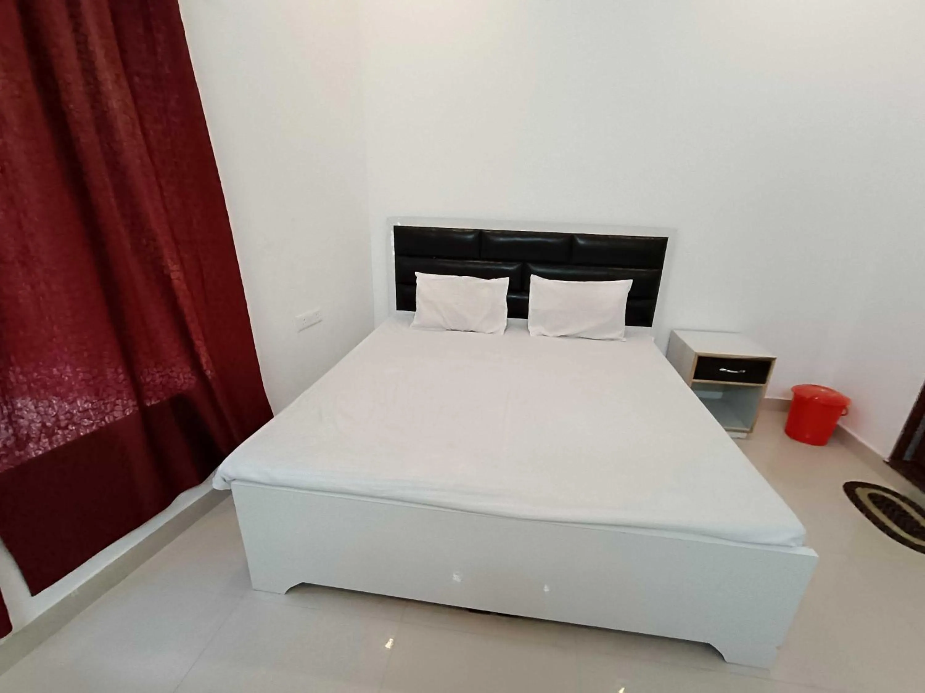 Bedroom, Bed in Hotel O Home Kanak Hotel & Resort Homestay