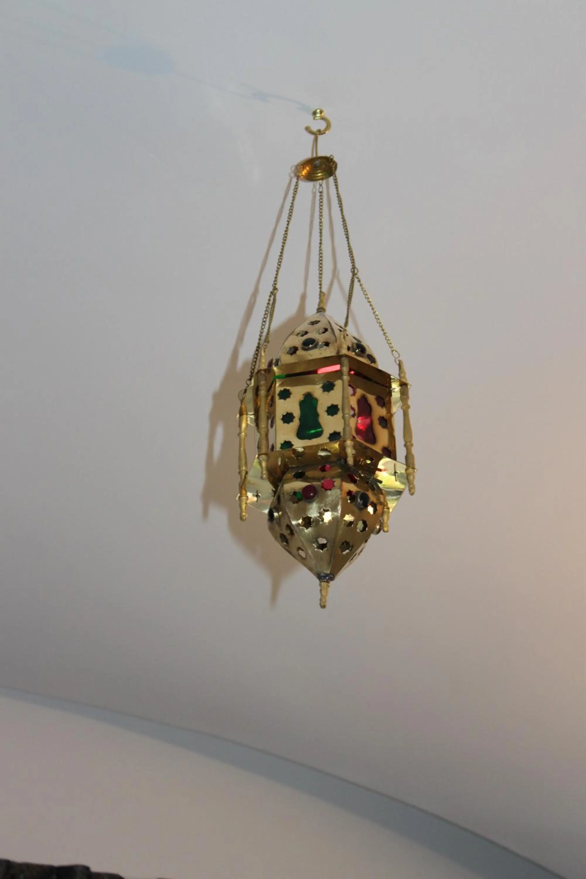 Decorative detail in Abracadabra Tortona