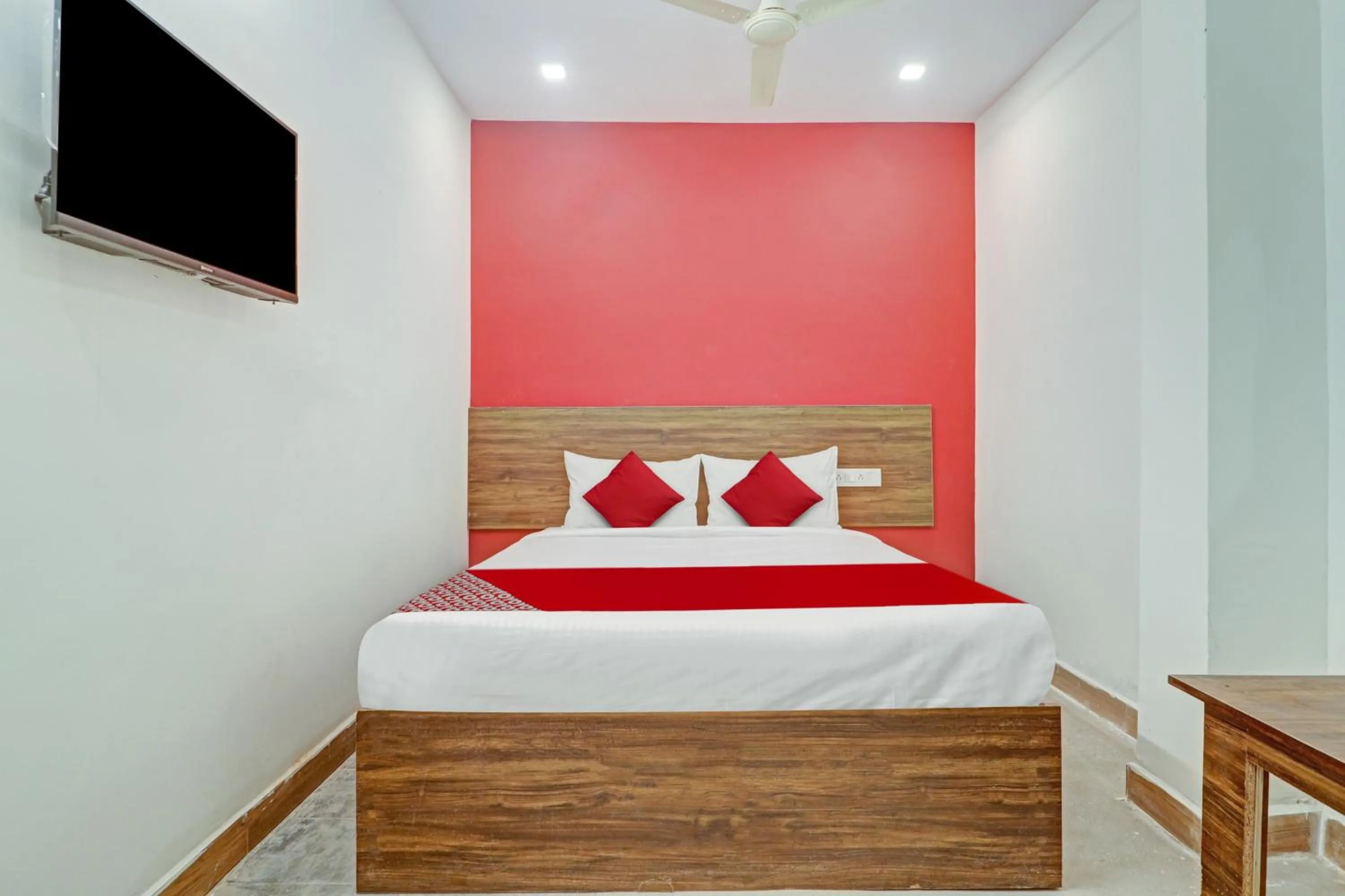 Bedroom, Bed in Hotel O Lavish Stay