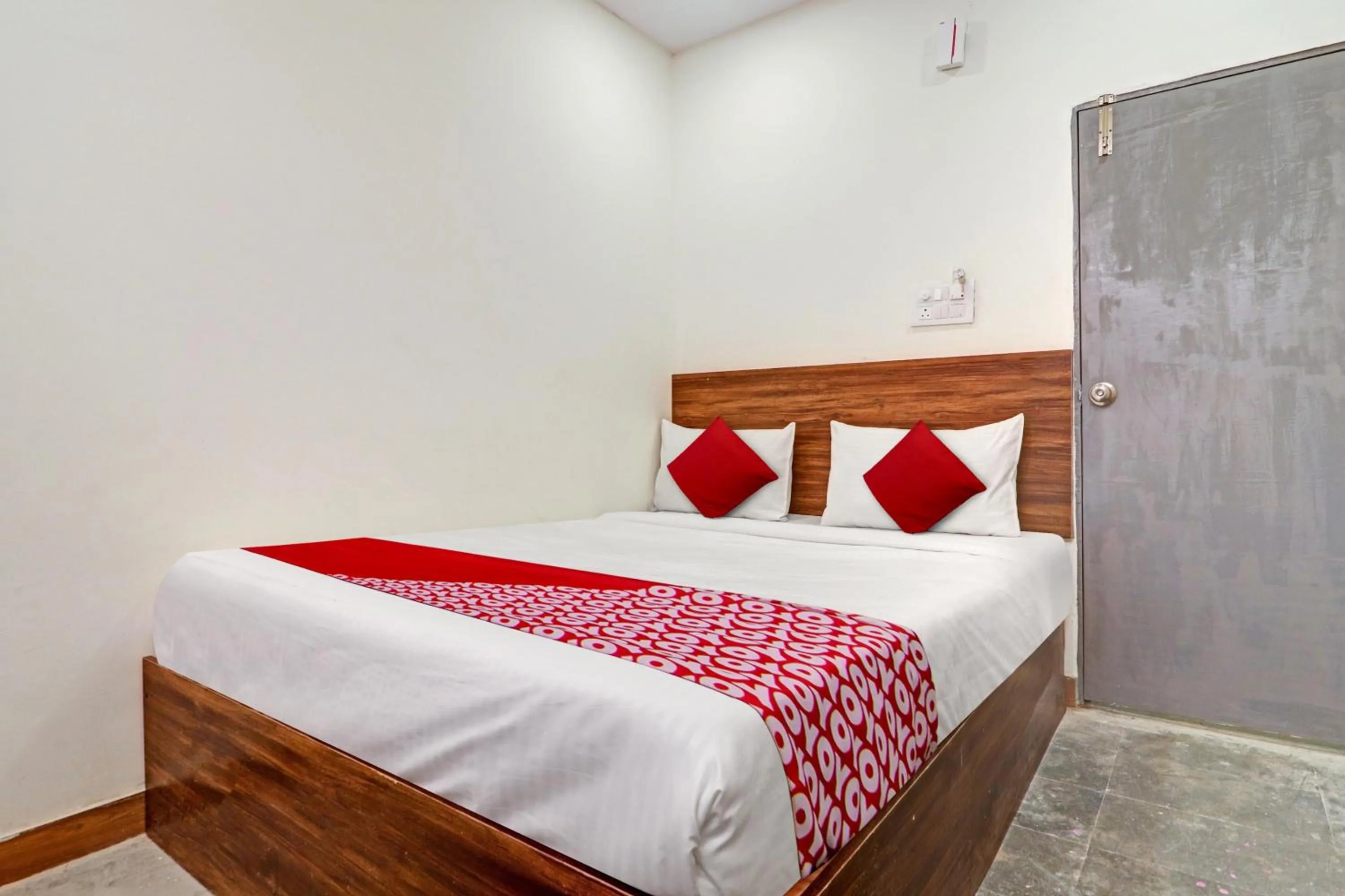 Bedroom, Bed in Hotel O Lavish Stay