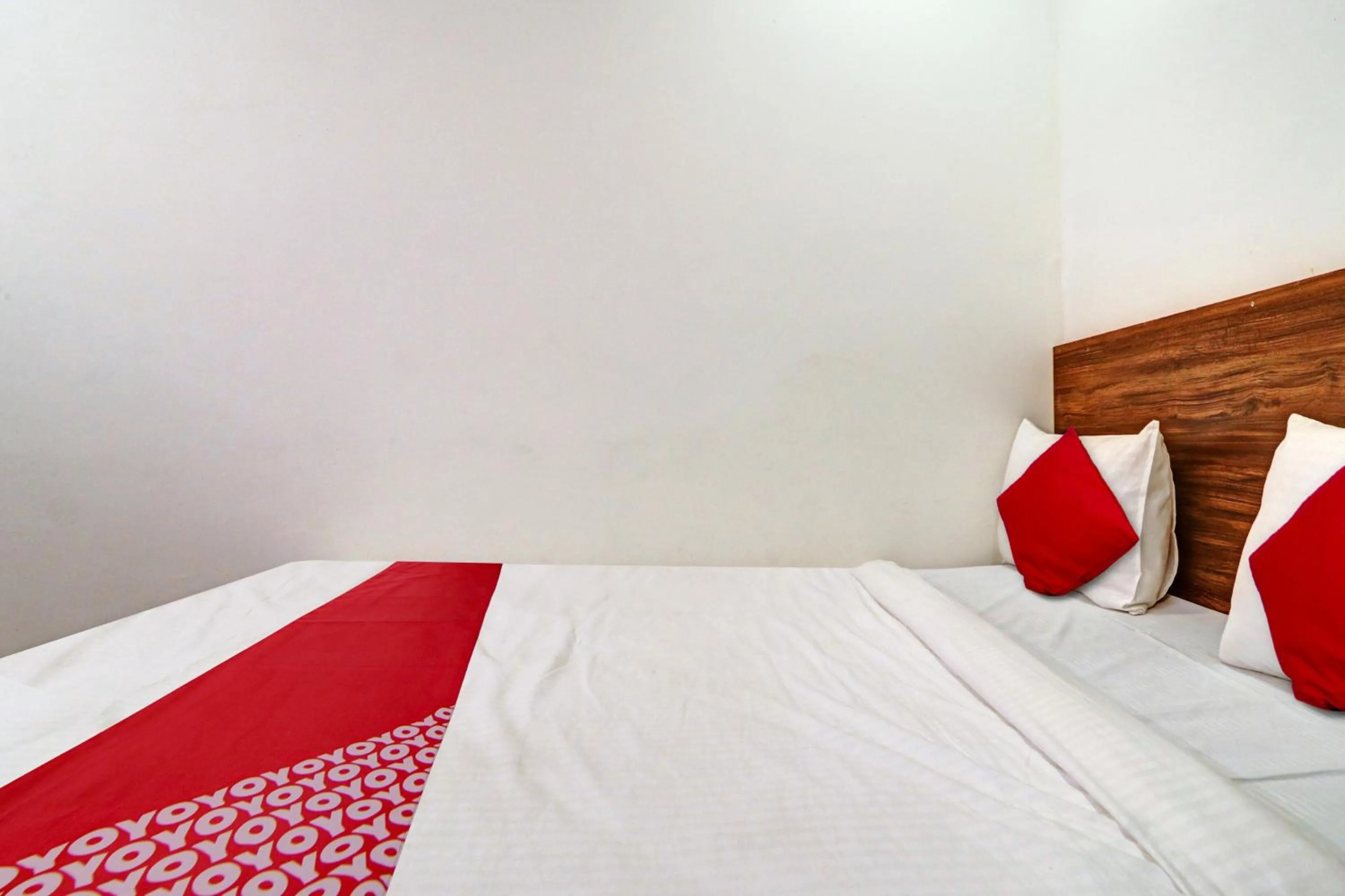 Bedroom, Bed in Hotel O Lavish Stay