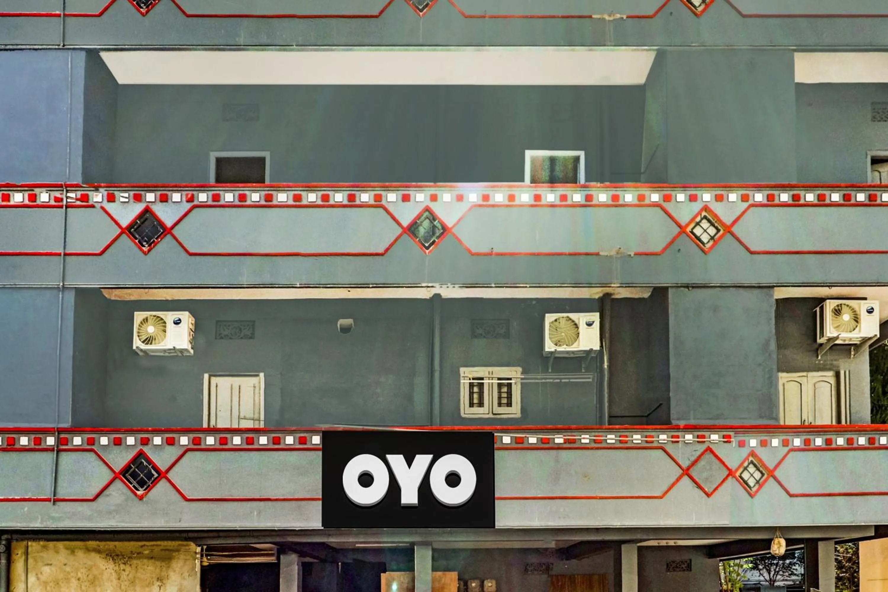 Facade/entrance in Hotel O Lavish Stay