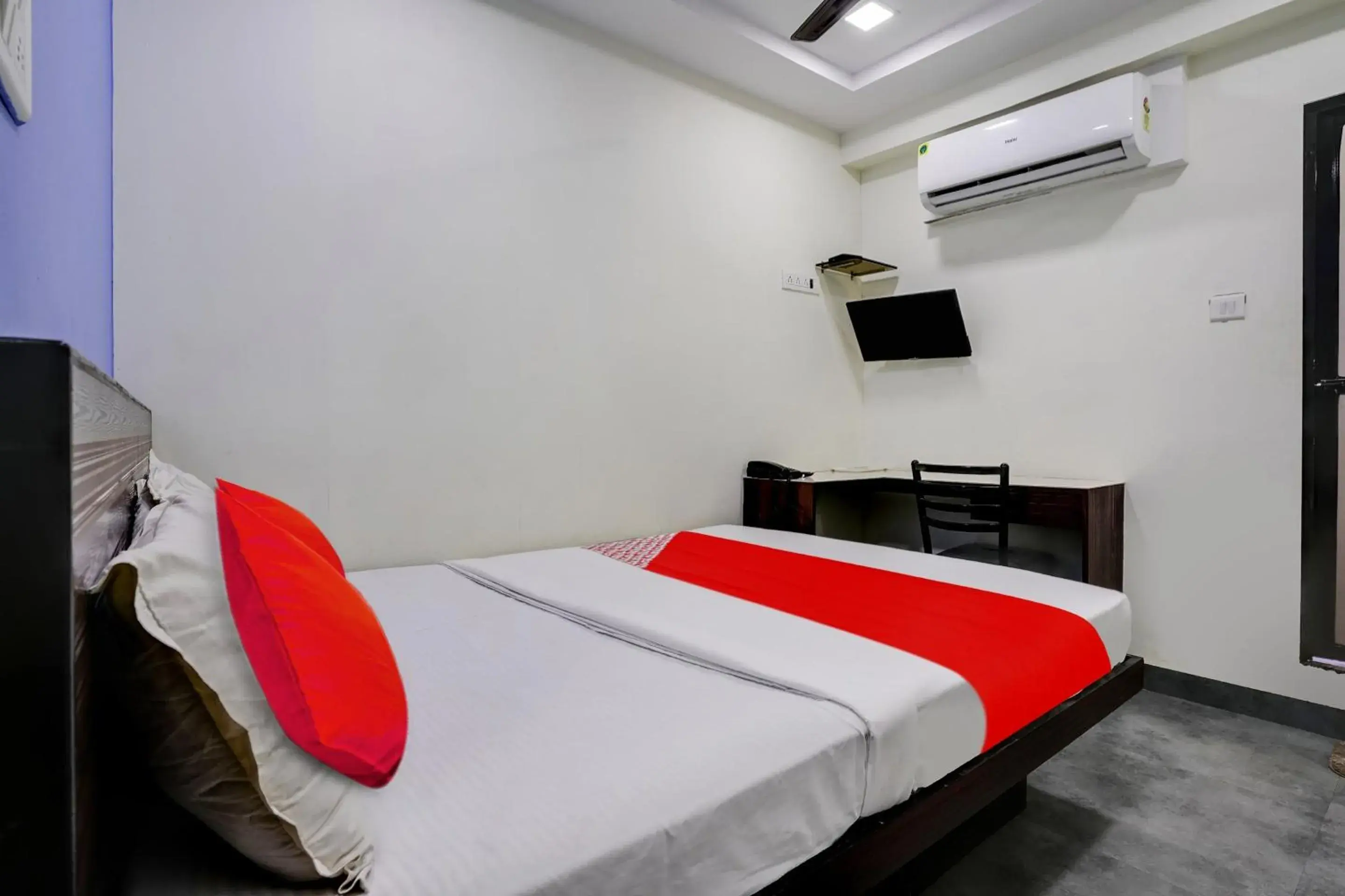 Classic Triple Room - single occupancy in Hotel O Ashwi Classic Triple Room - single occupancy in Hotel O Ashwi