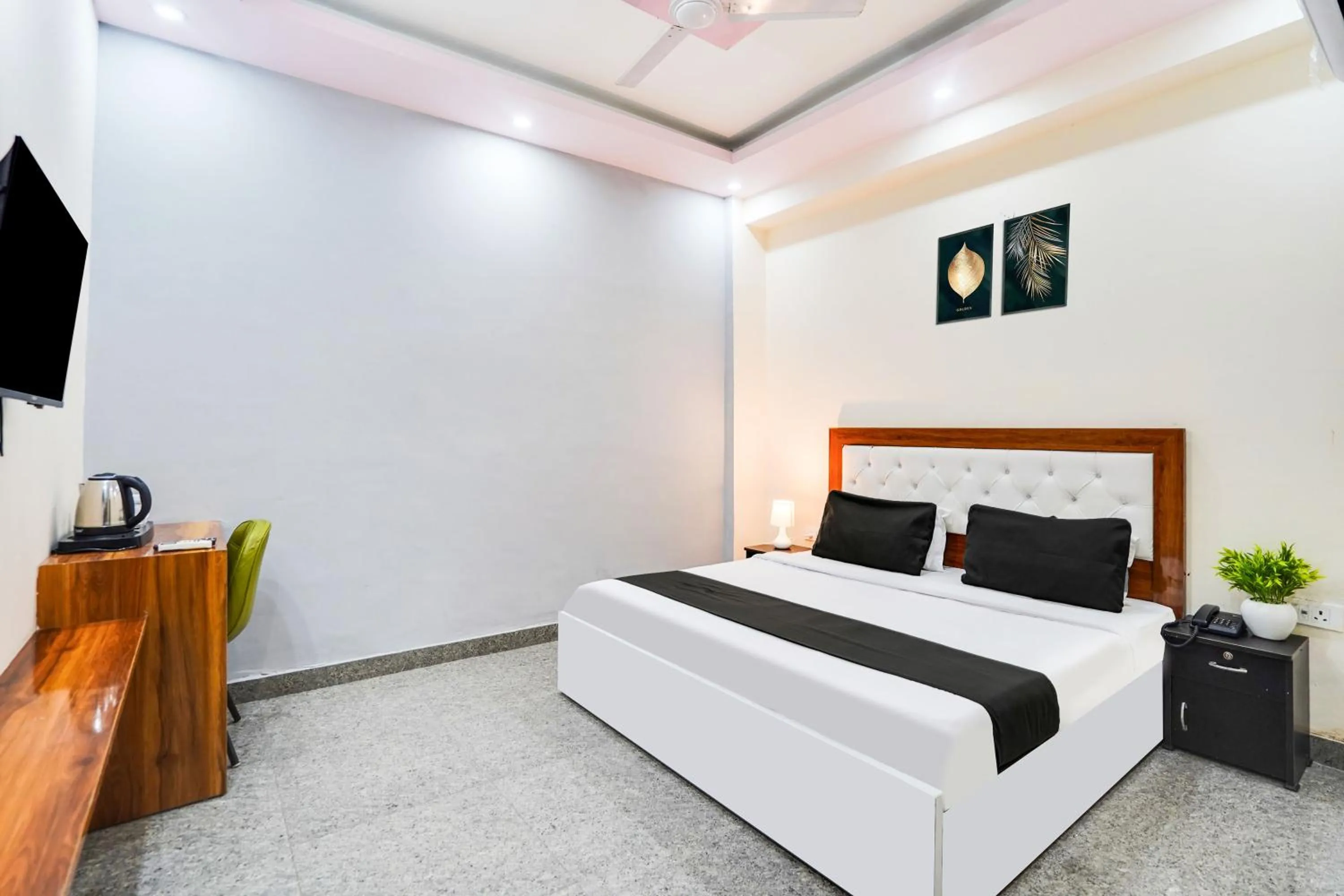 Bedroom in Collection O Sector 117 Noida