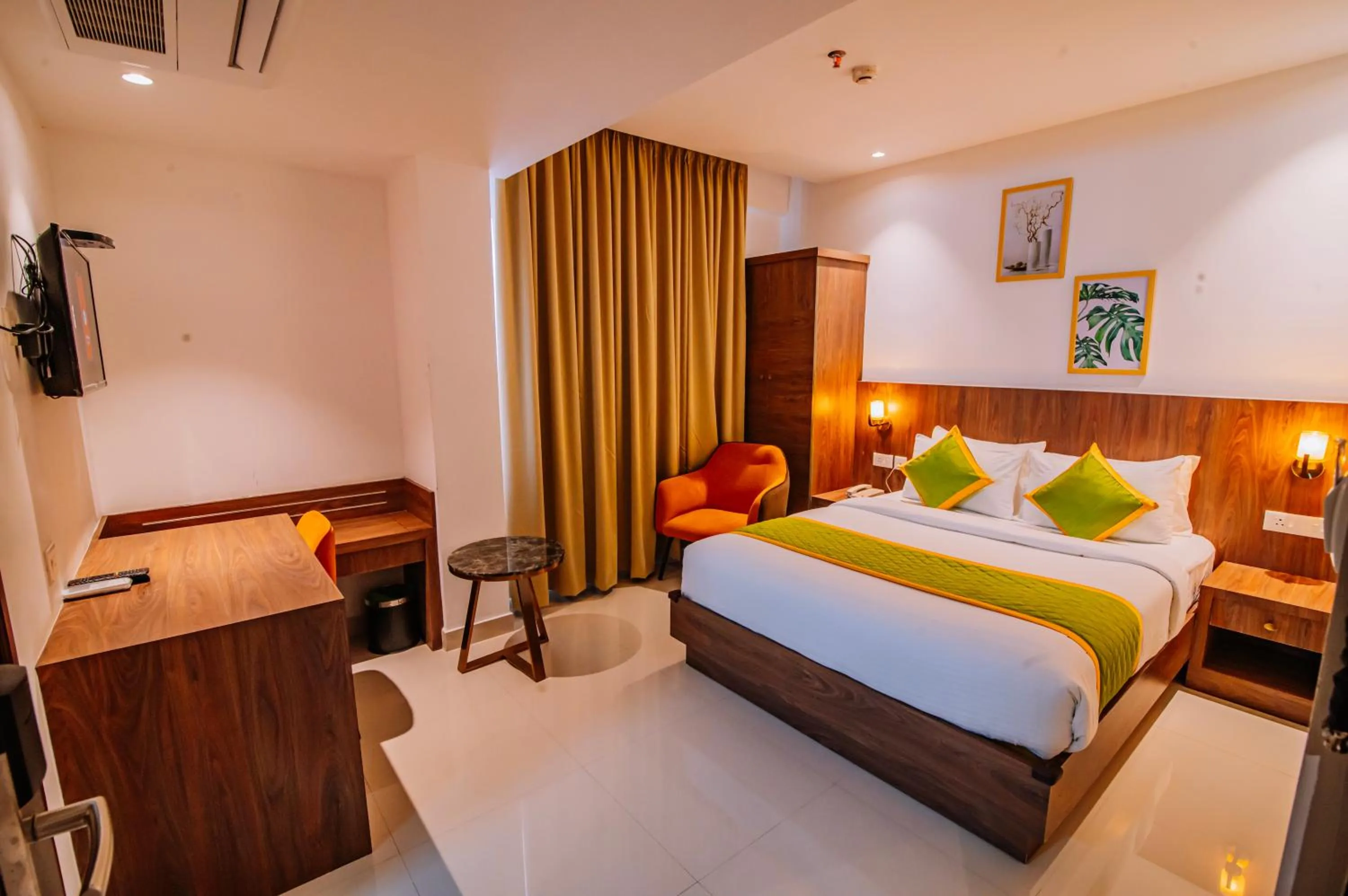 Bedroom, Bed in Hotel Seven Lights