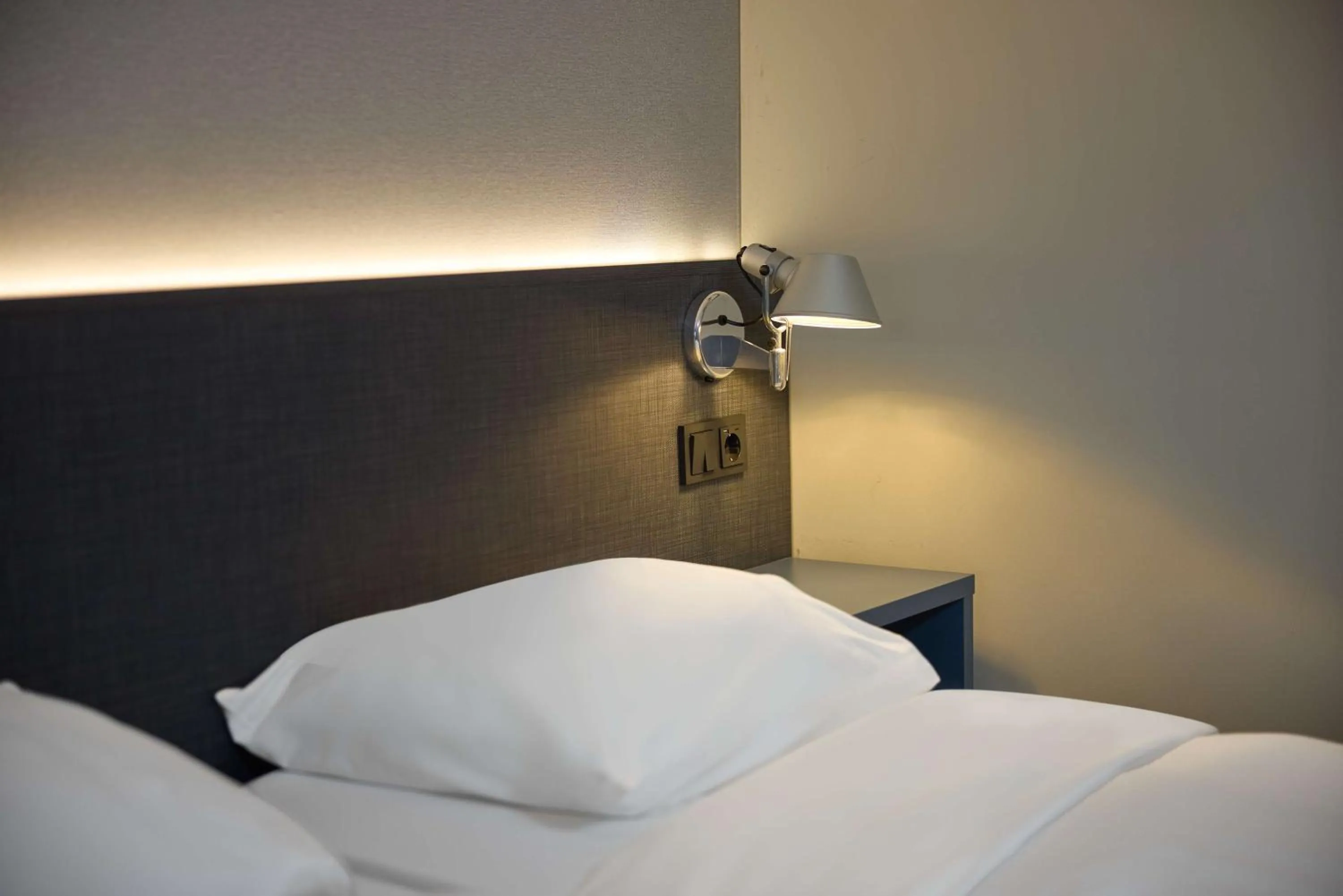 Bed in Inntel Hotels Rotterdam Centre