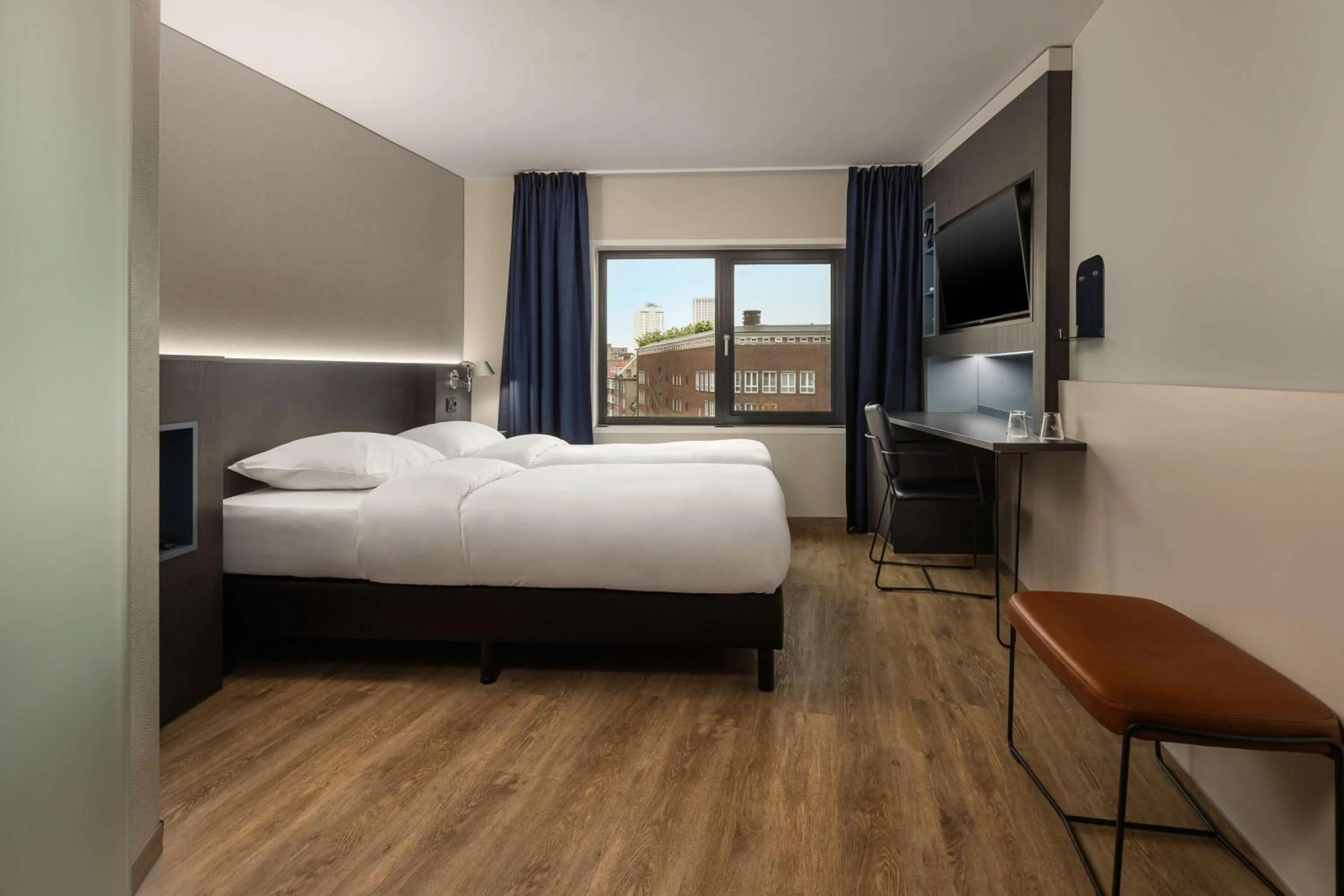 Bed in Inntel Hotels Rotterdam Centre