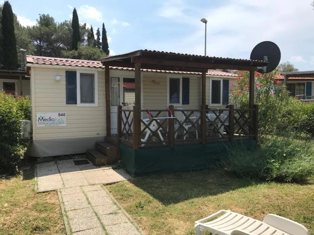 Camping Media Mobile Homes in Brioni Sunny Camping