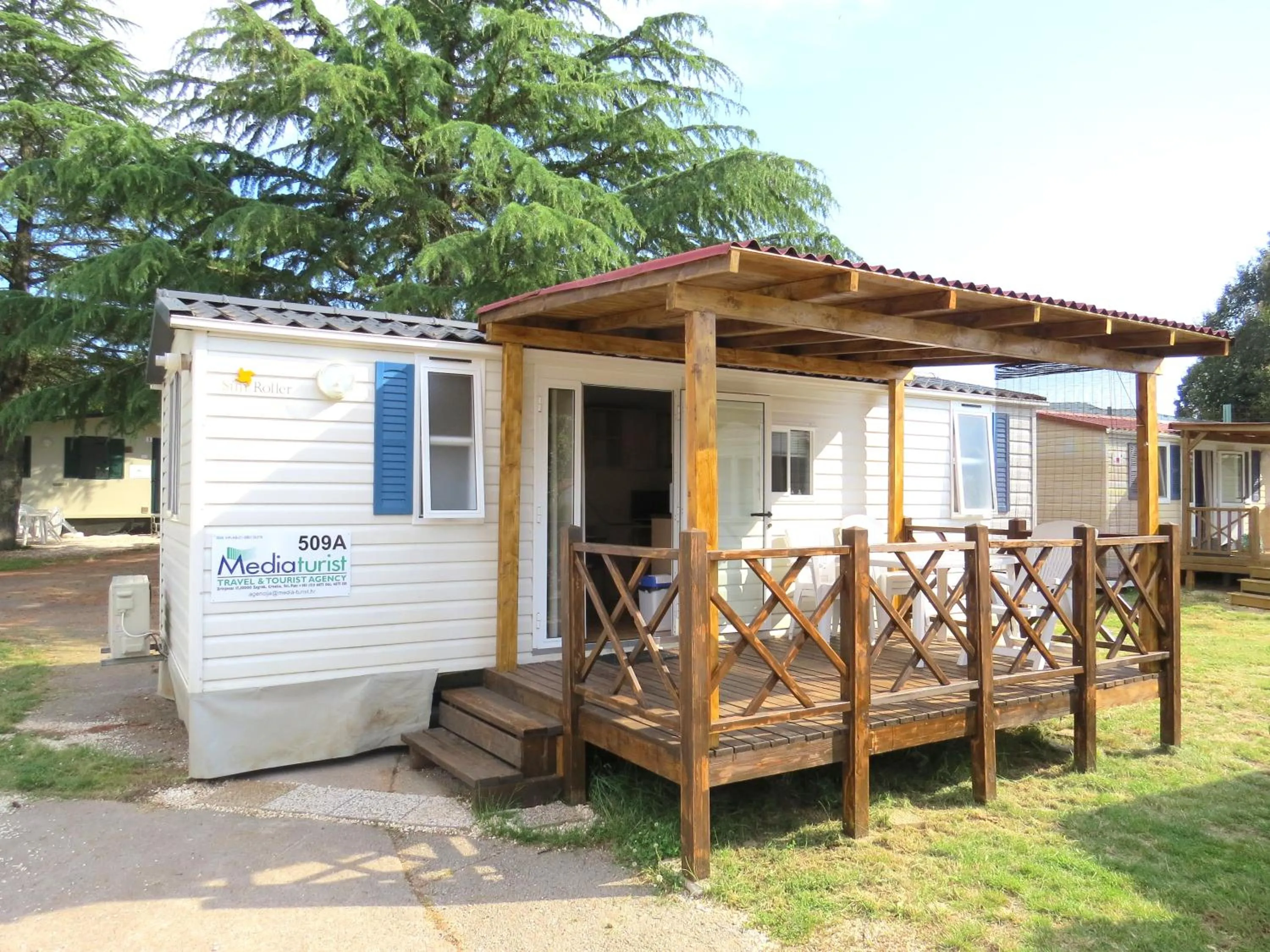 Balcony/Terrace in Camping Media Mobile Homes in Brioni Sunny Camping