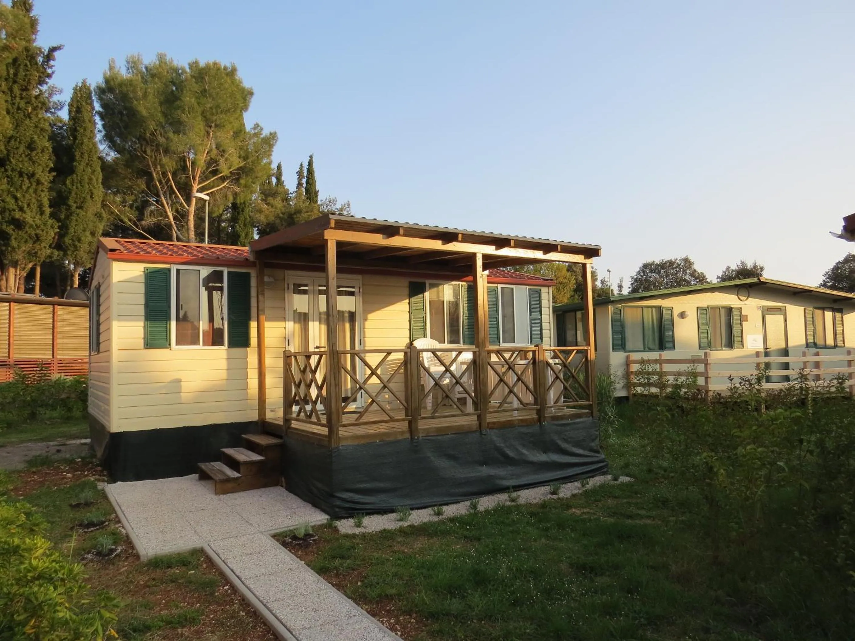 Camping Media Mobile Homes in Brioni Sunny Camping