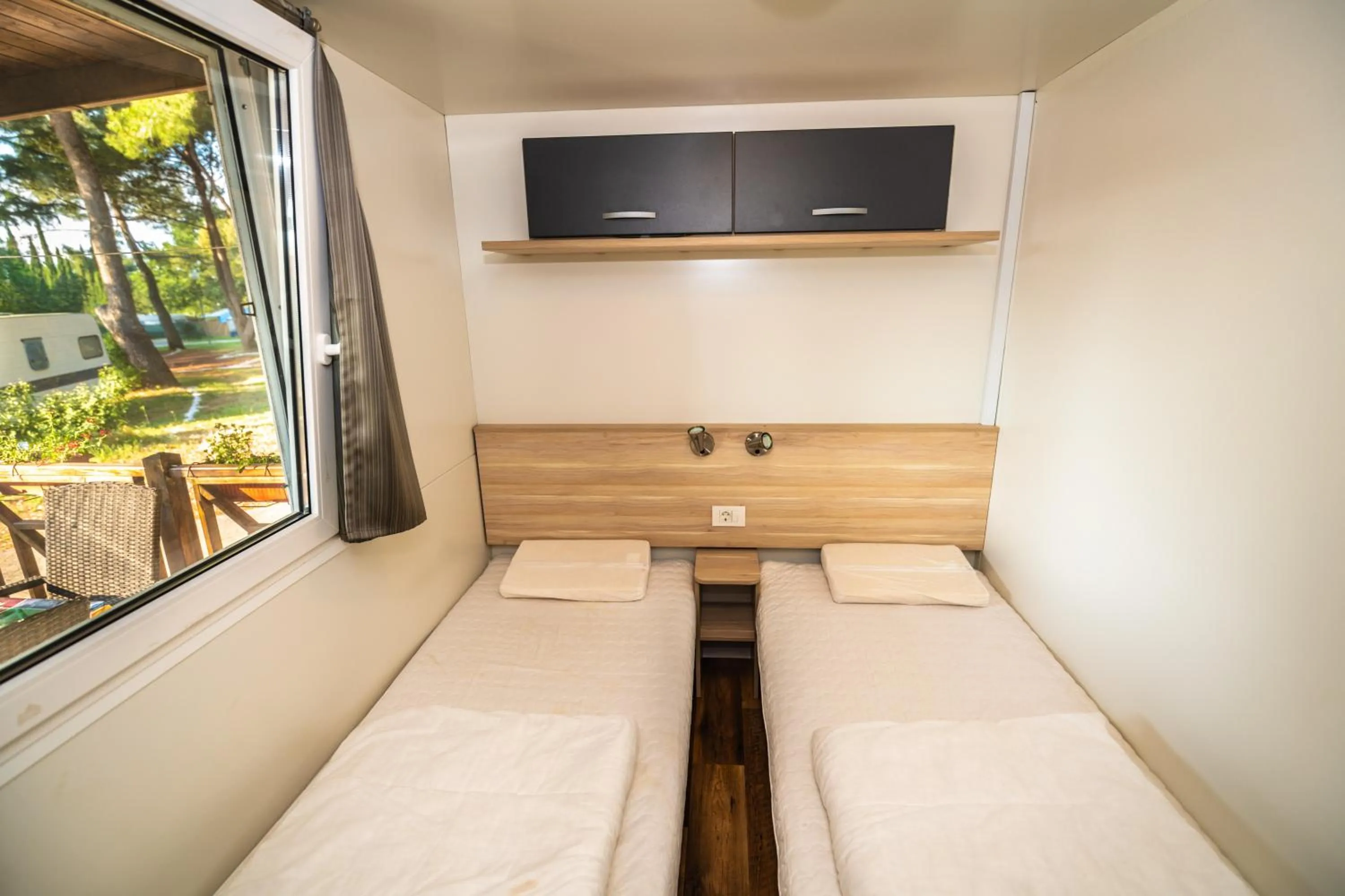 Camping Media Mobile Homes in Brioni Sunny Camping