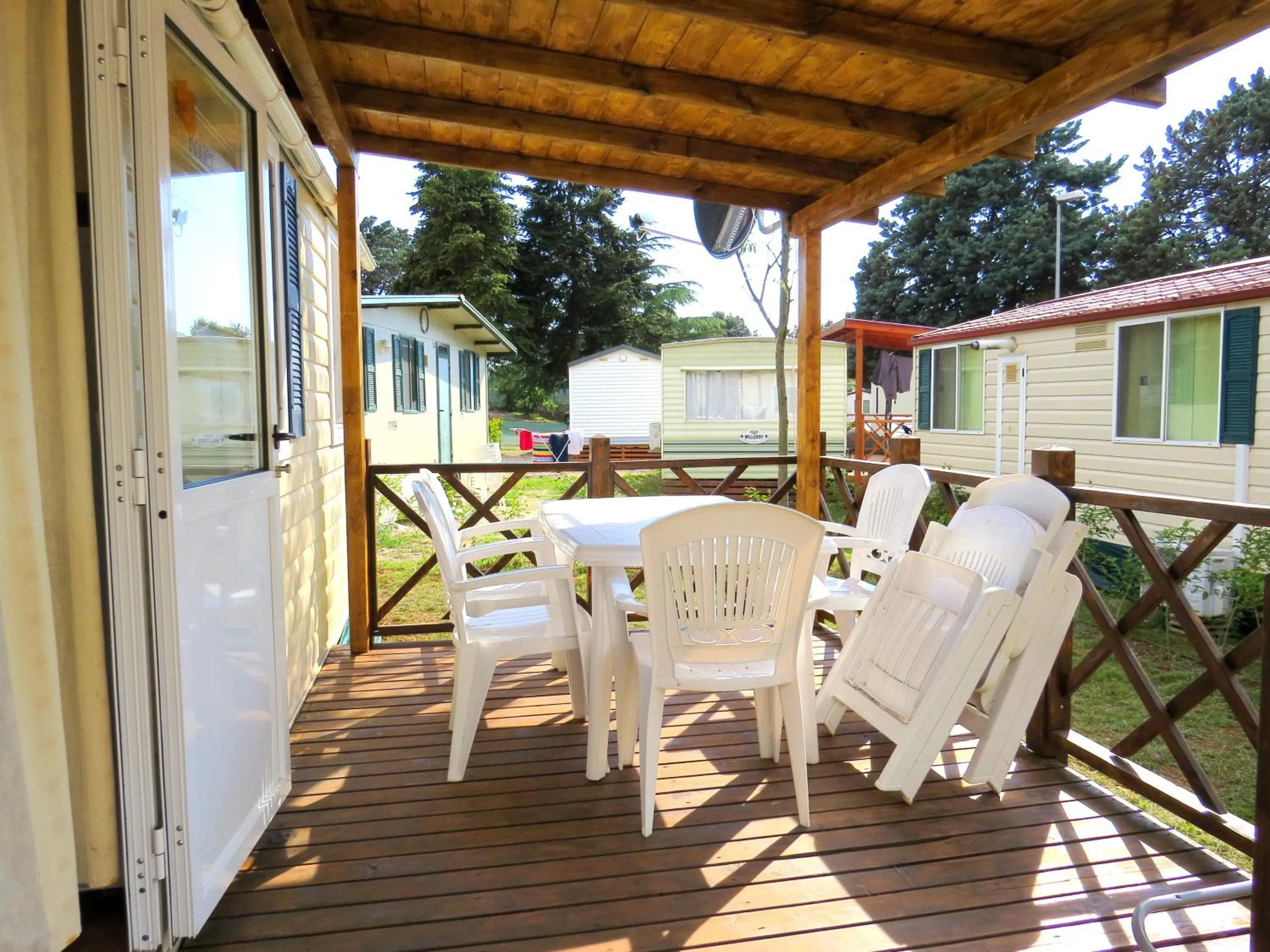 Balcony/Terrace in Camping Media Mobile Homes in Brioni Sunny Camping