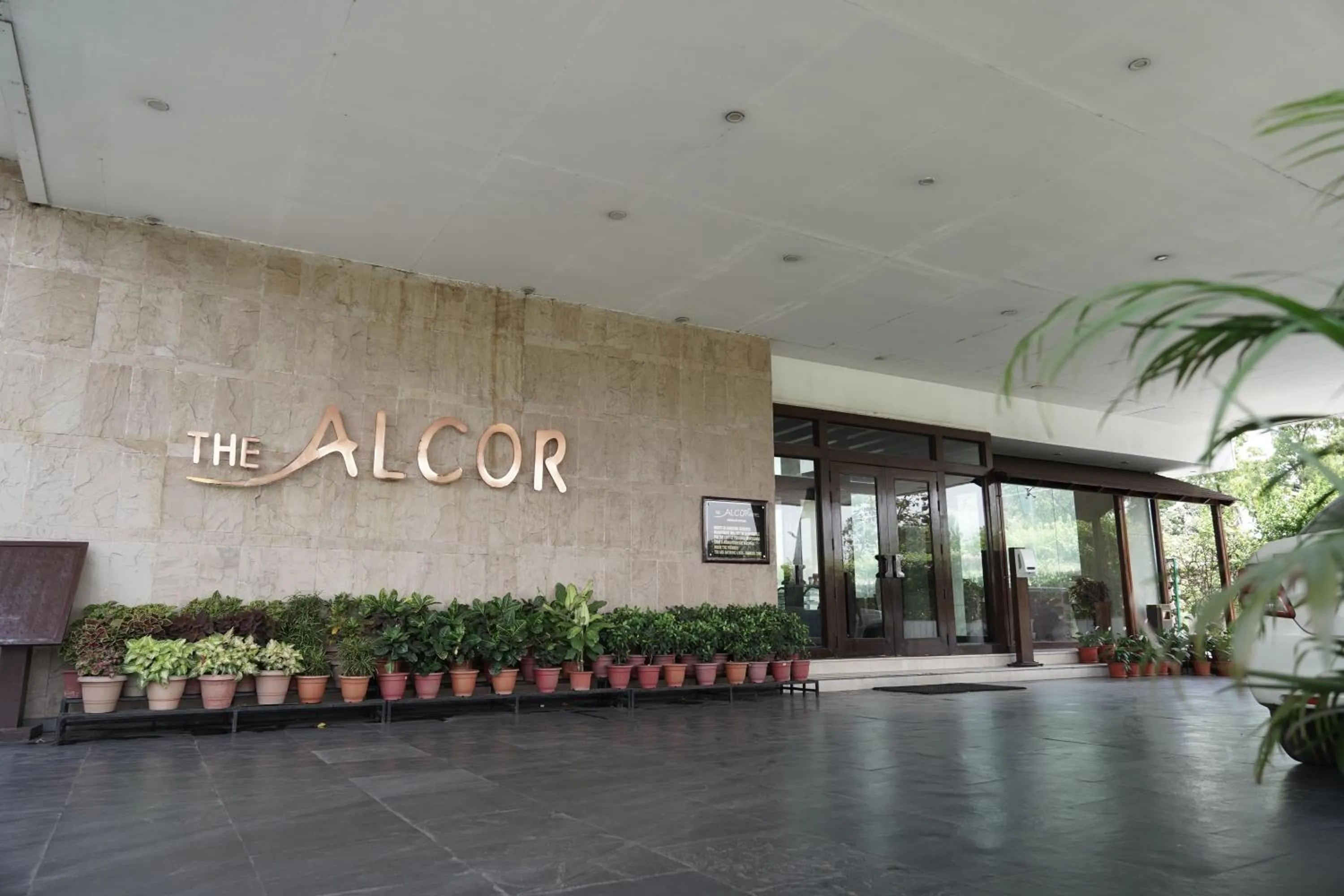 Facade/entrance in The Alcor Hotel