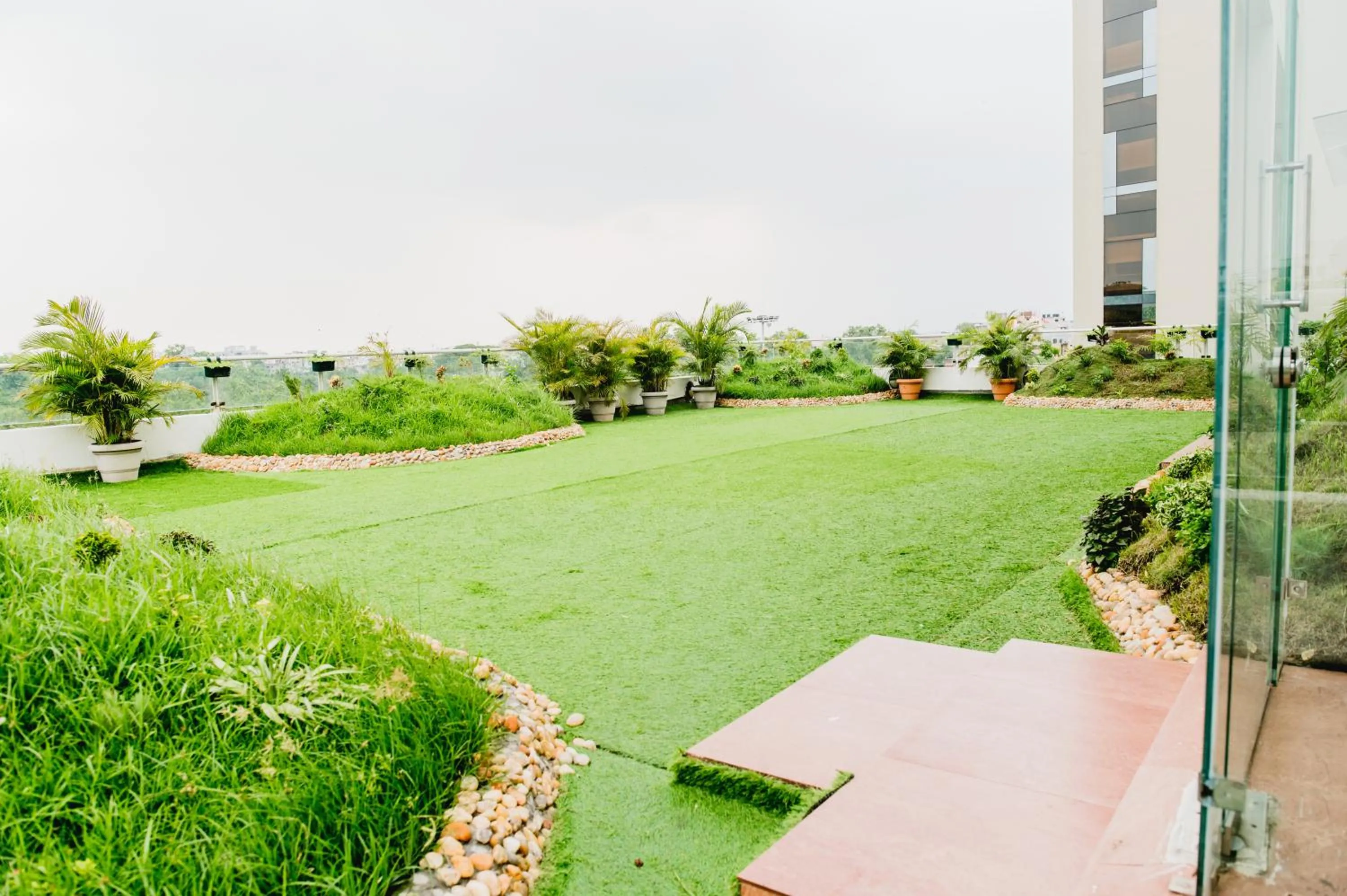 Garden in The Alcor Hotel