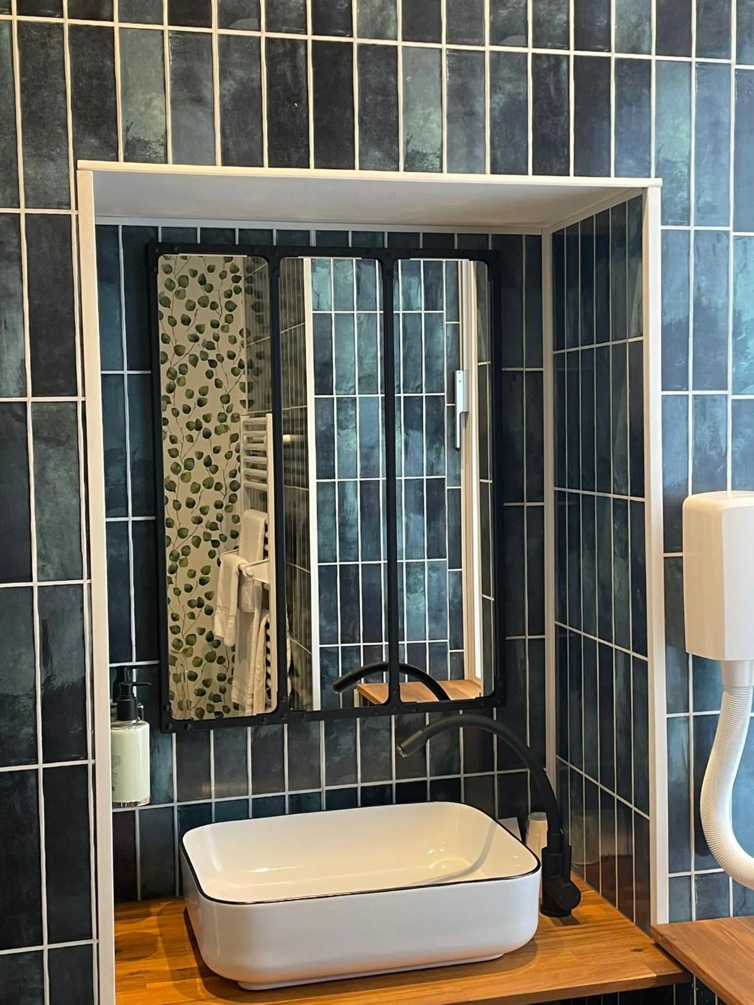 Bathroom in Nouvel Hôtel & Appartements