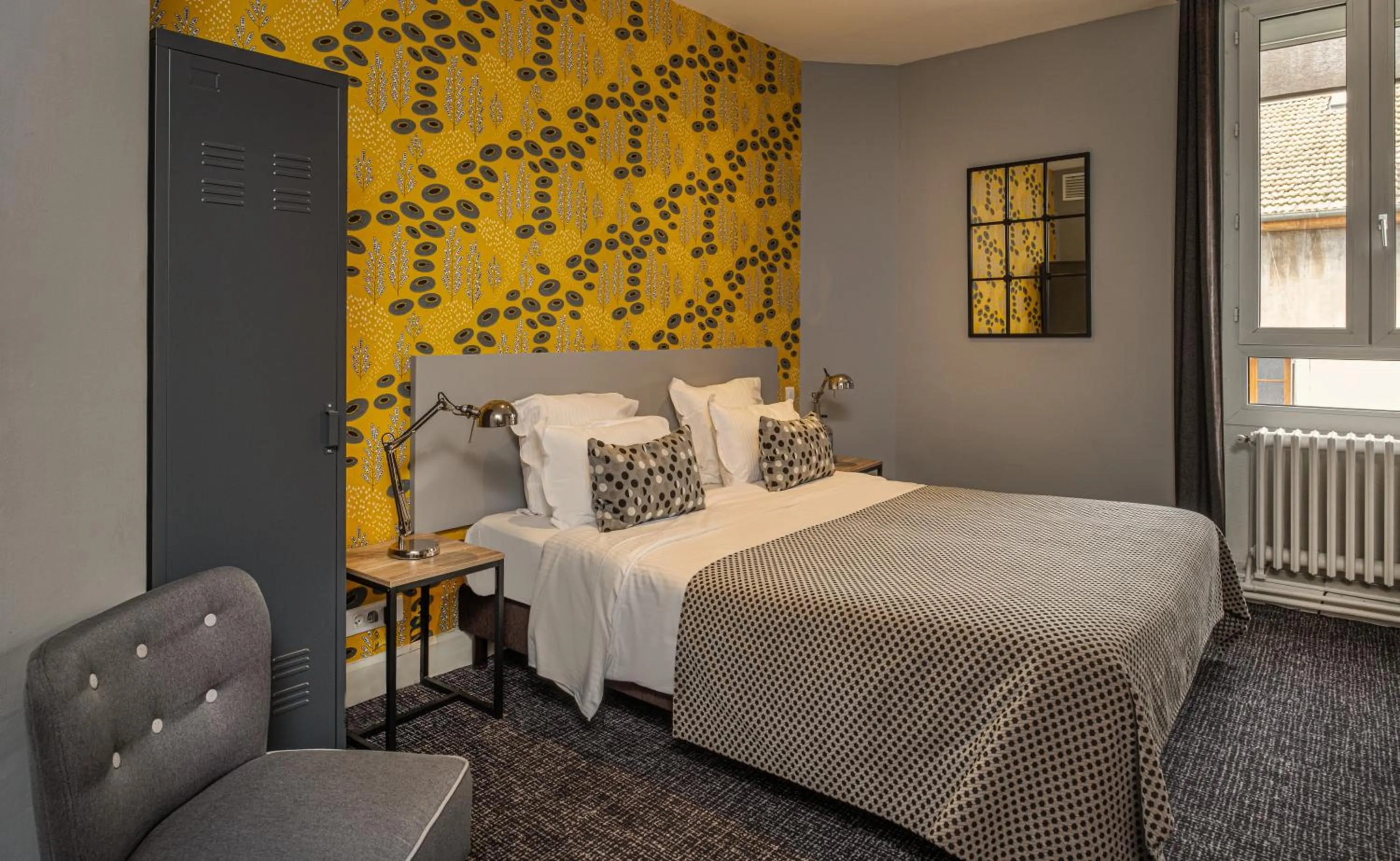 Bedroom, Bed in Nouvel Hôtel & Appartements