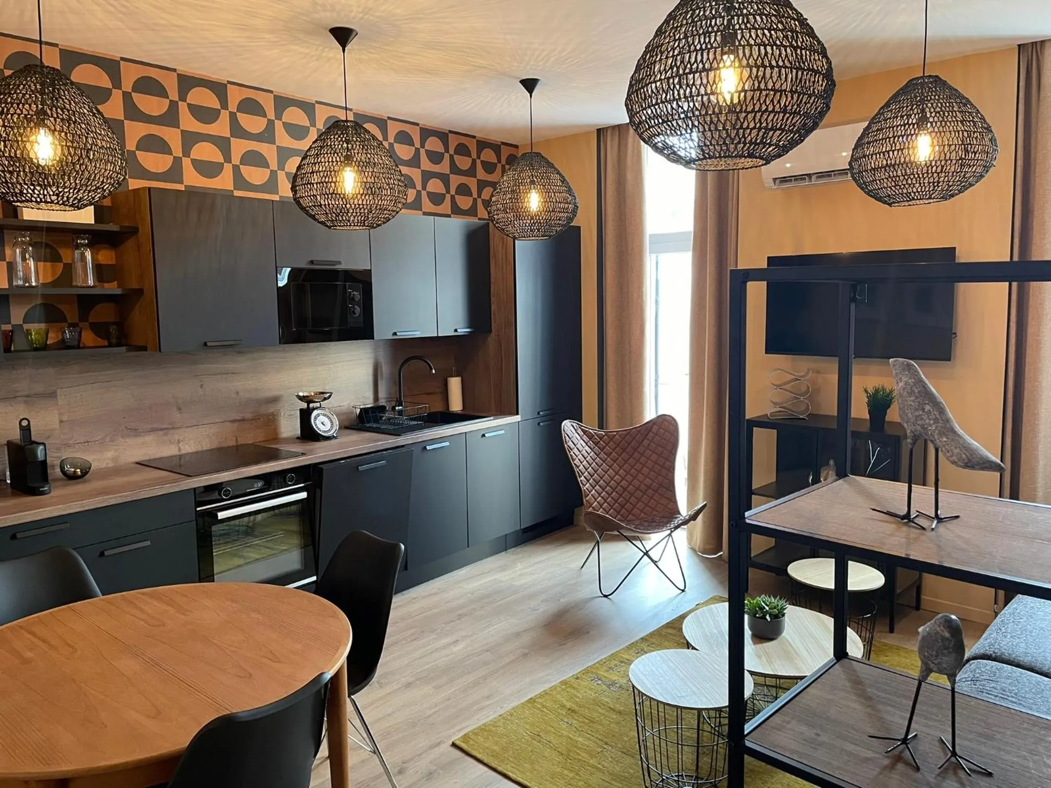 Kitchen or kitchenette in Nouvel Hôtel & Appartements