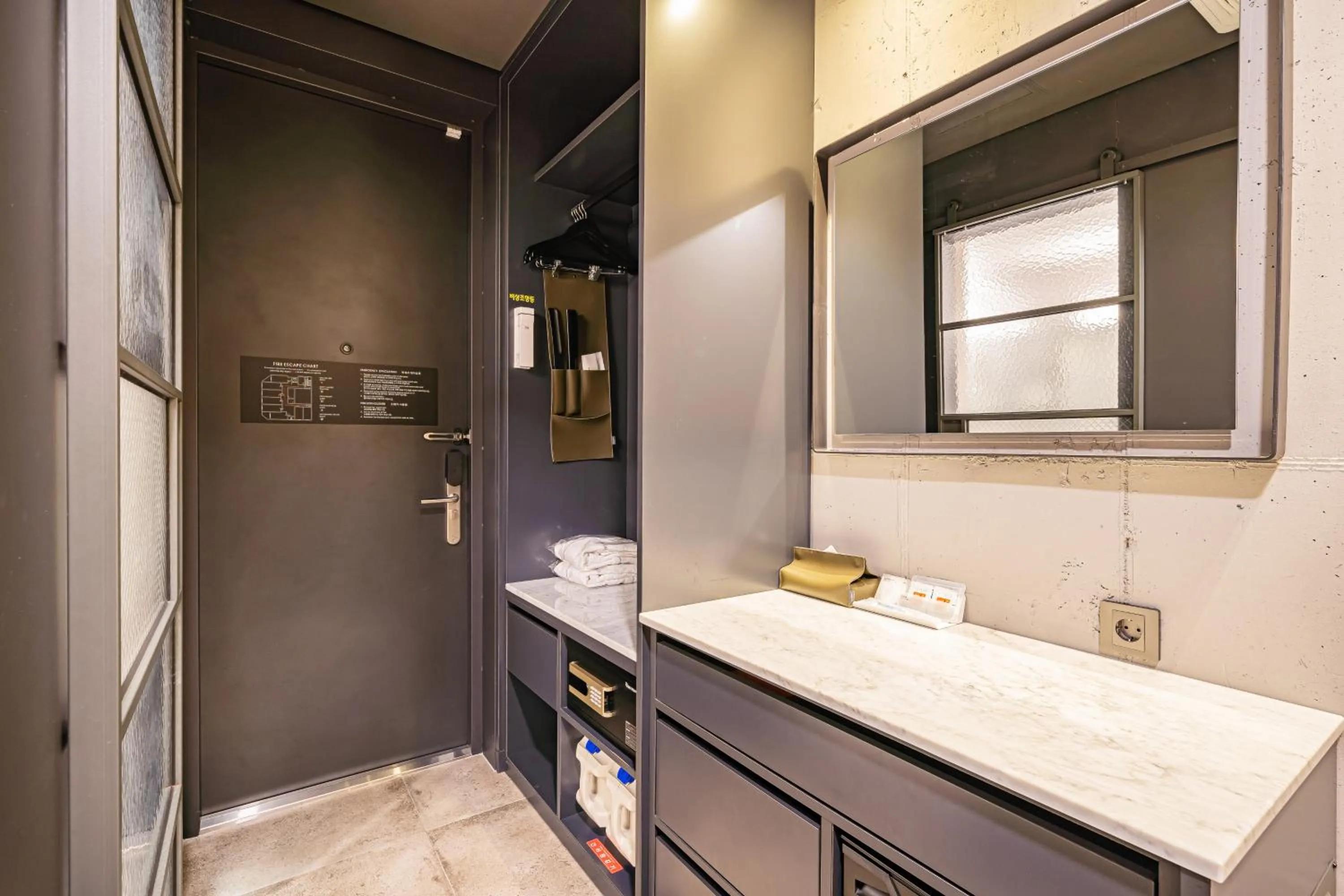 hair dresser in The Hong C Hotel