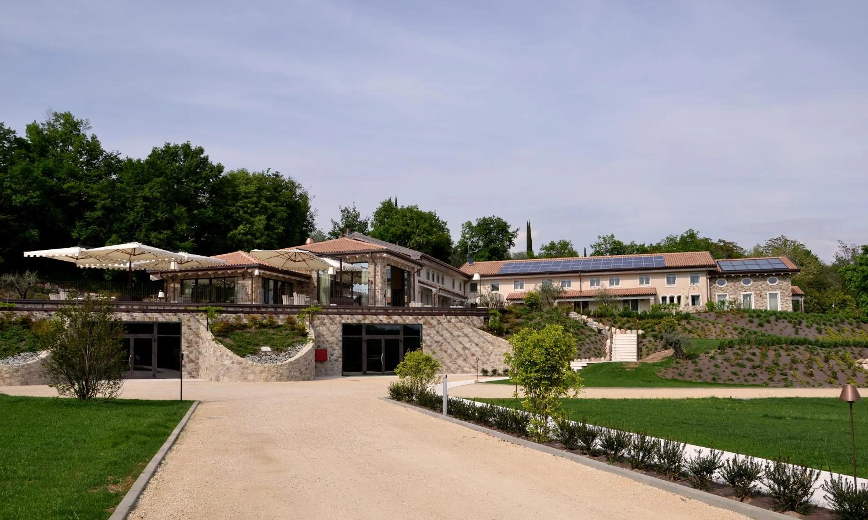 Facade/entrance in Relais Rossar Boutique Hotel Garda & Hills