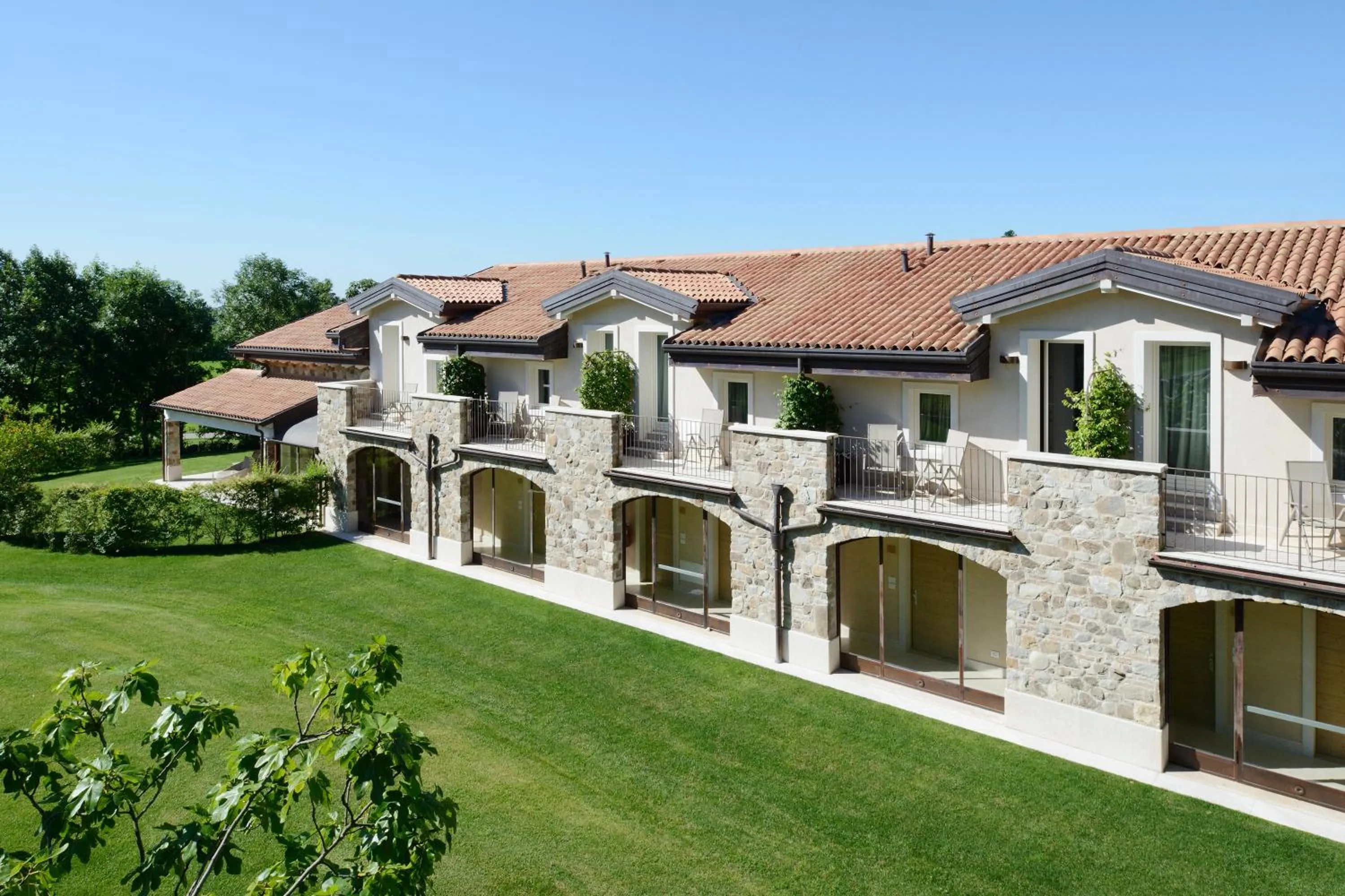 Garden in Relais Rossar Boutique Hotel Garda & Hills