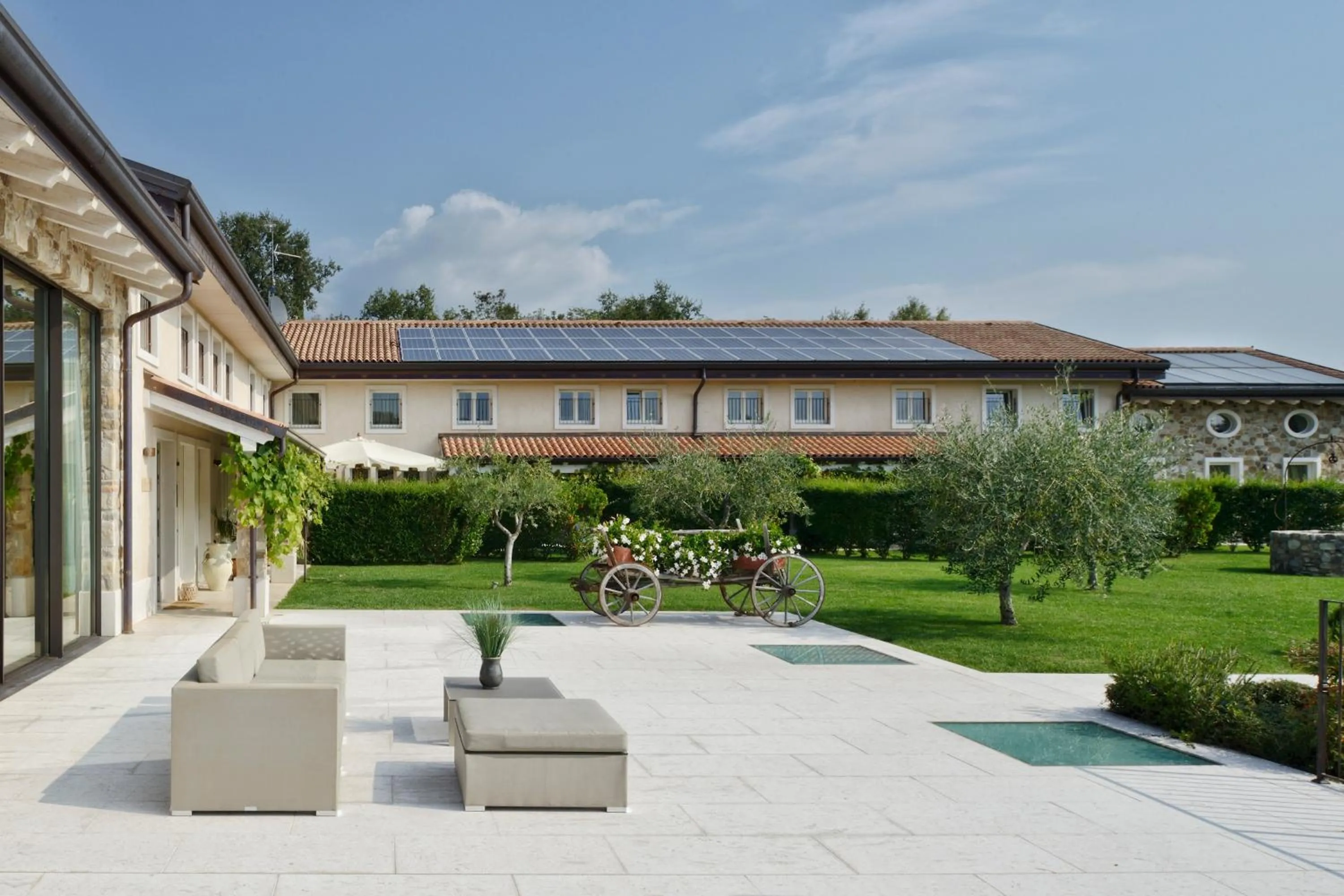 Balcony/Terrace in Relais Rossar Boutique Hotel Garda & Hills