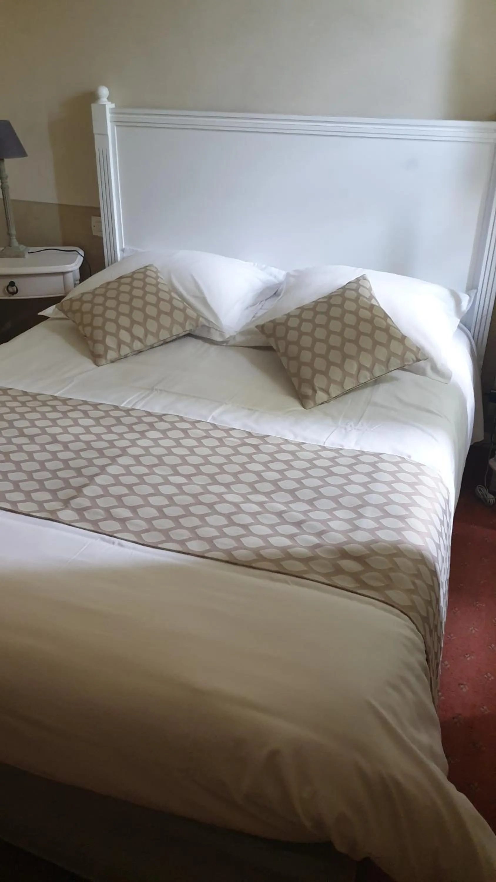 Bedroom, Bed in Demeures et Châteaux Hôtel L'Hermitage