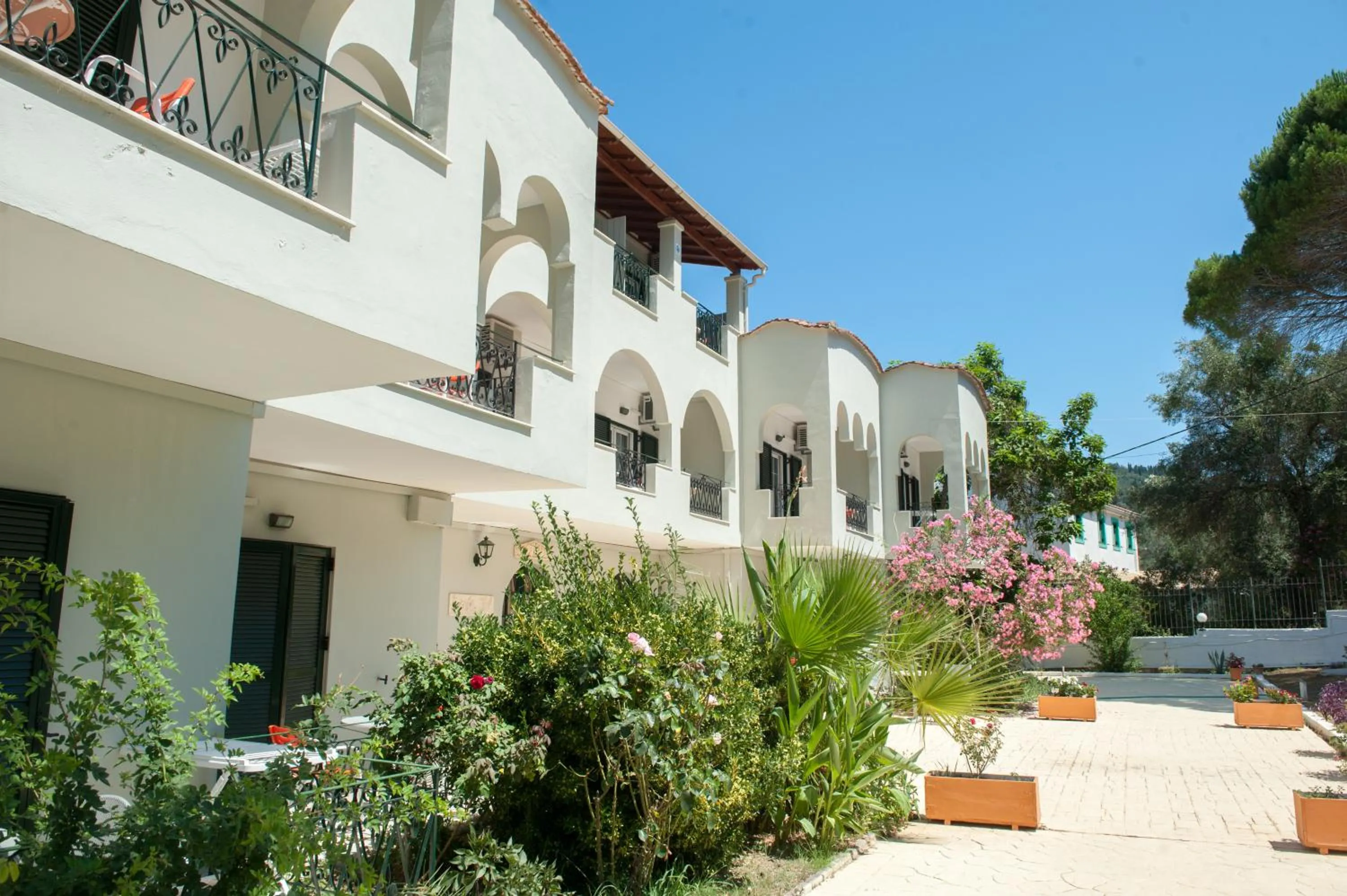 Property building in Vassilis Paradise Garden Aparthotel