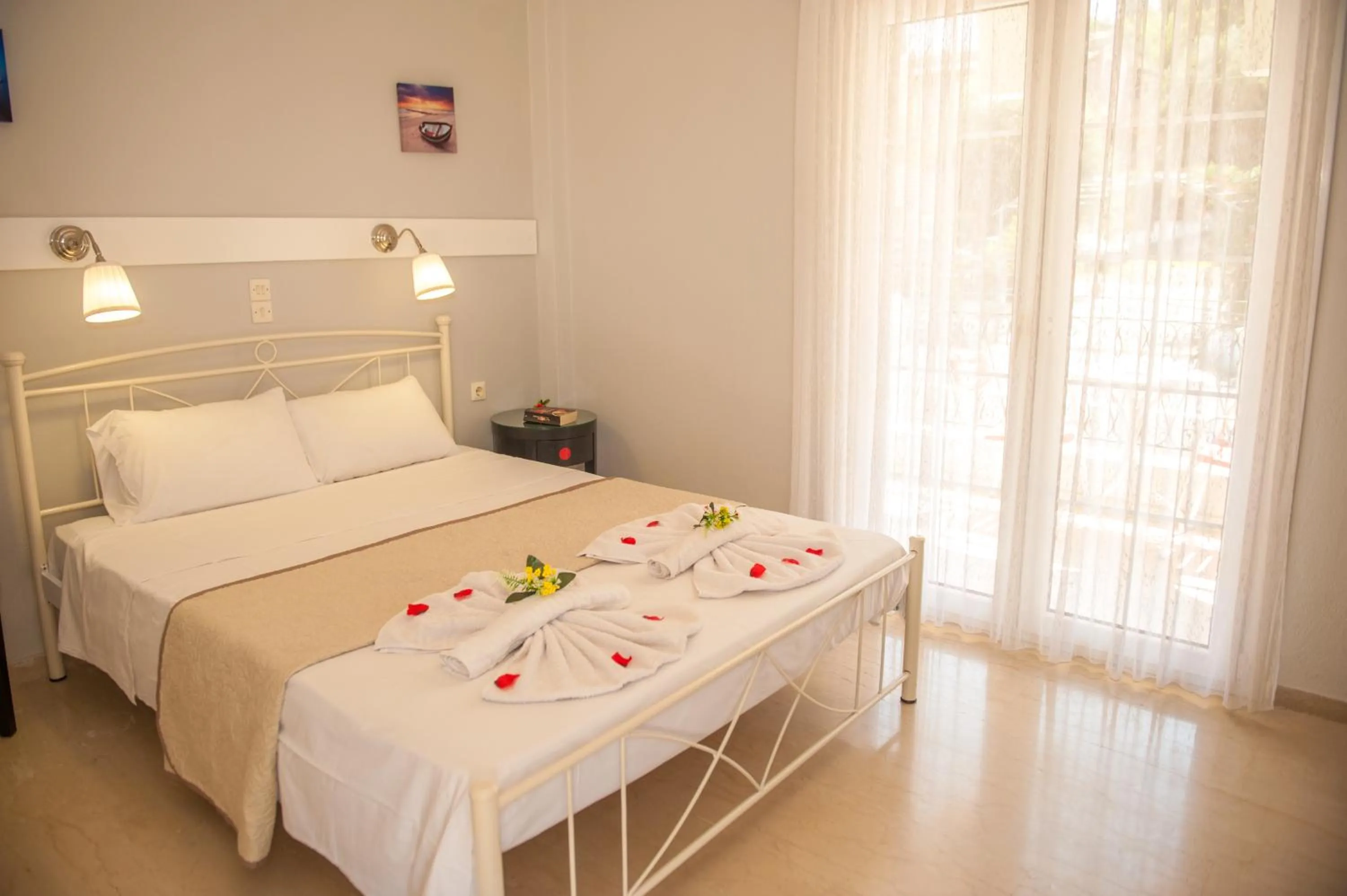 Bedroom, Bed in Vassilis Paradise Garden Aparthotel