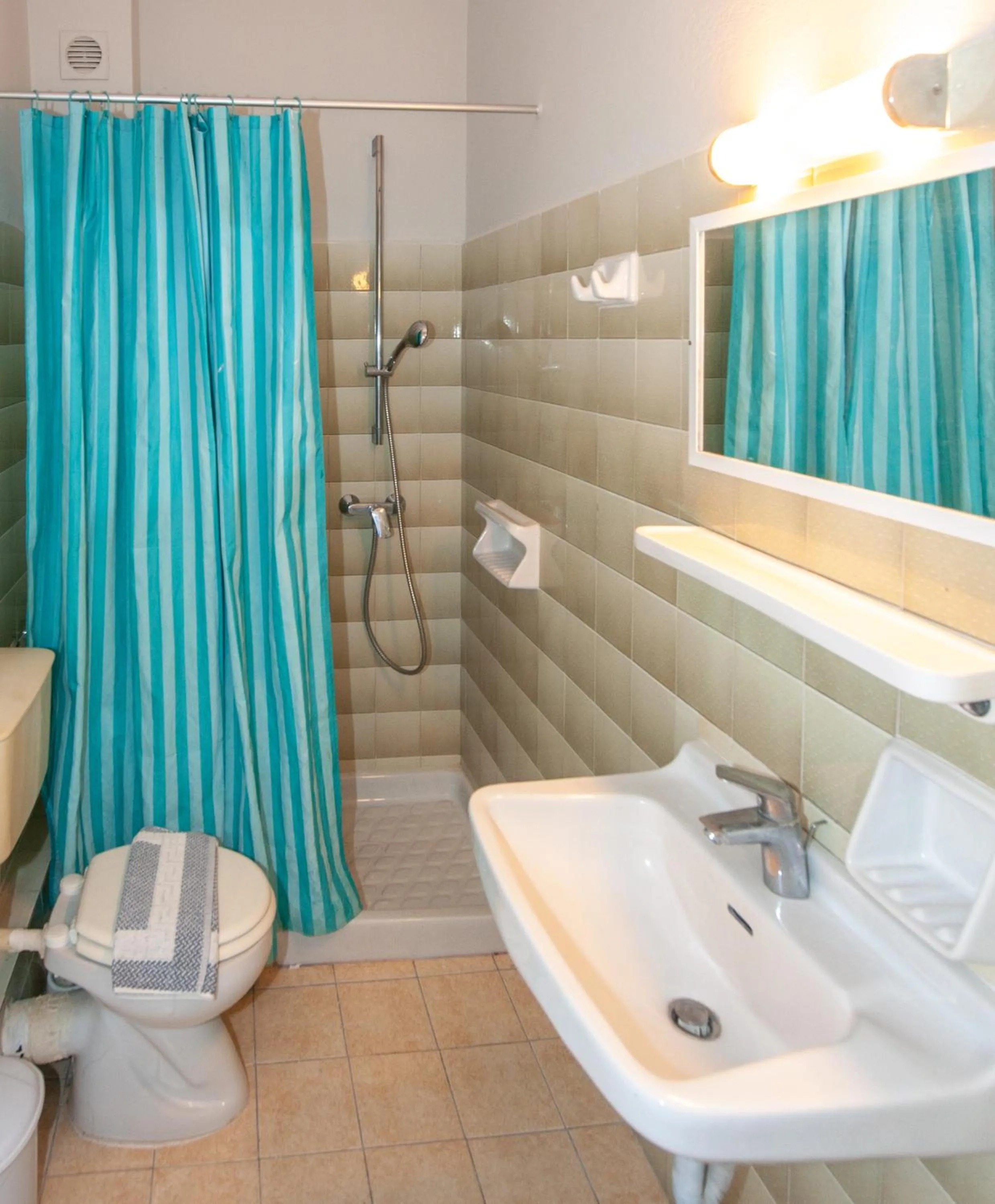 Shower in Vassilis Paradise Garden Aparthotel