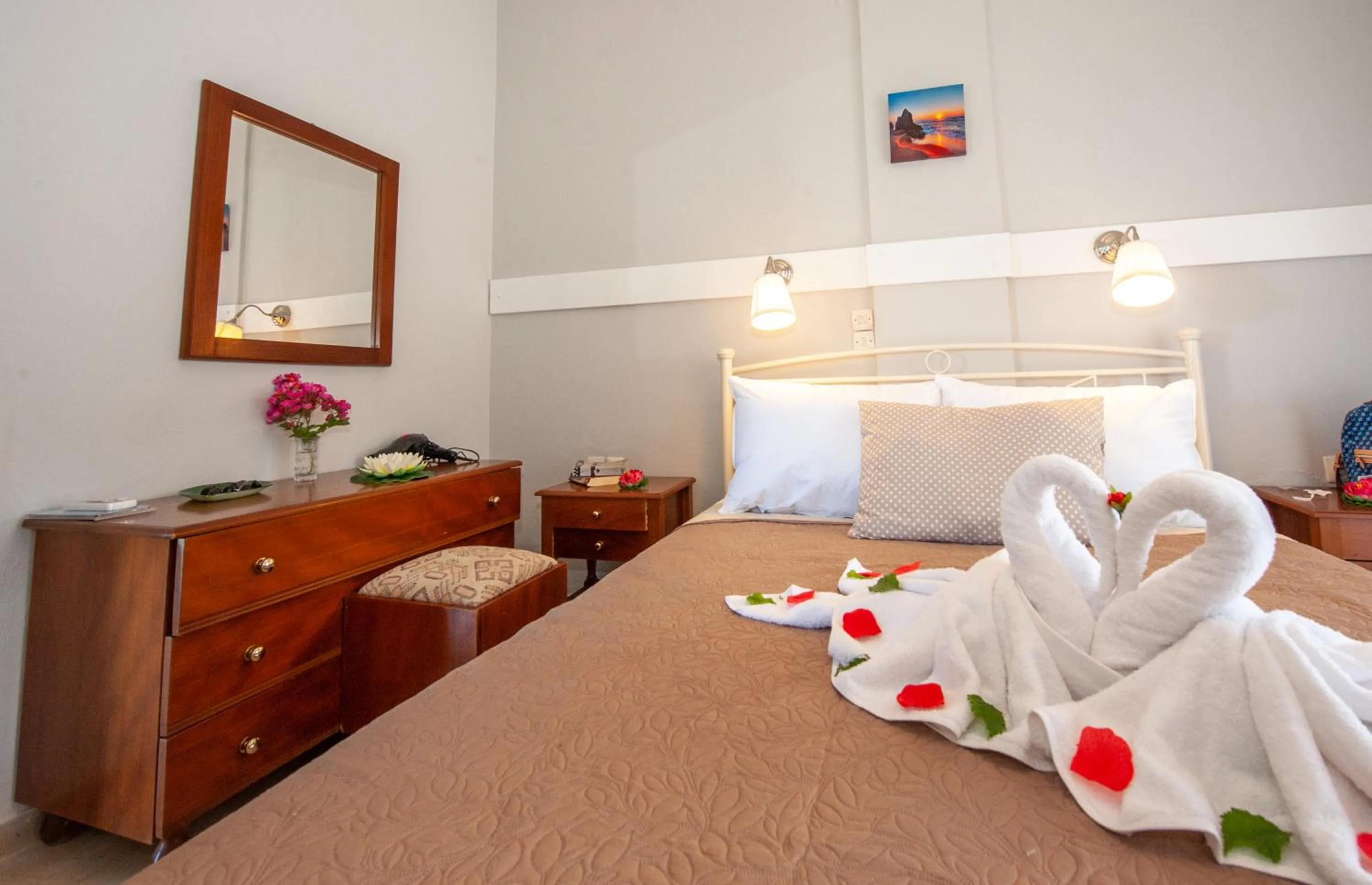 Bedroom, Bed in Vassilis Paradise Garden Aparthotel