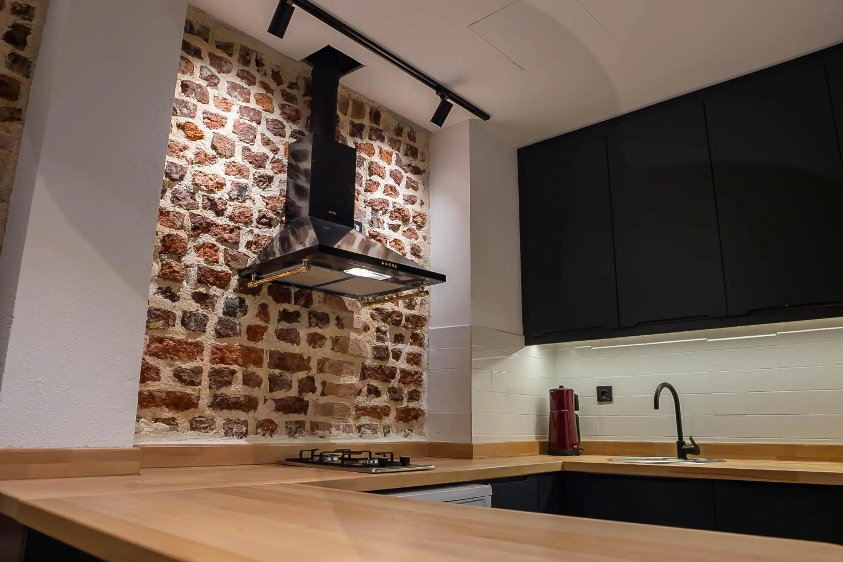 Kitchen or kitchenette in Alness Residence