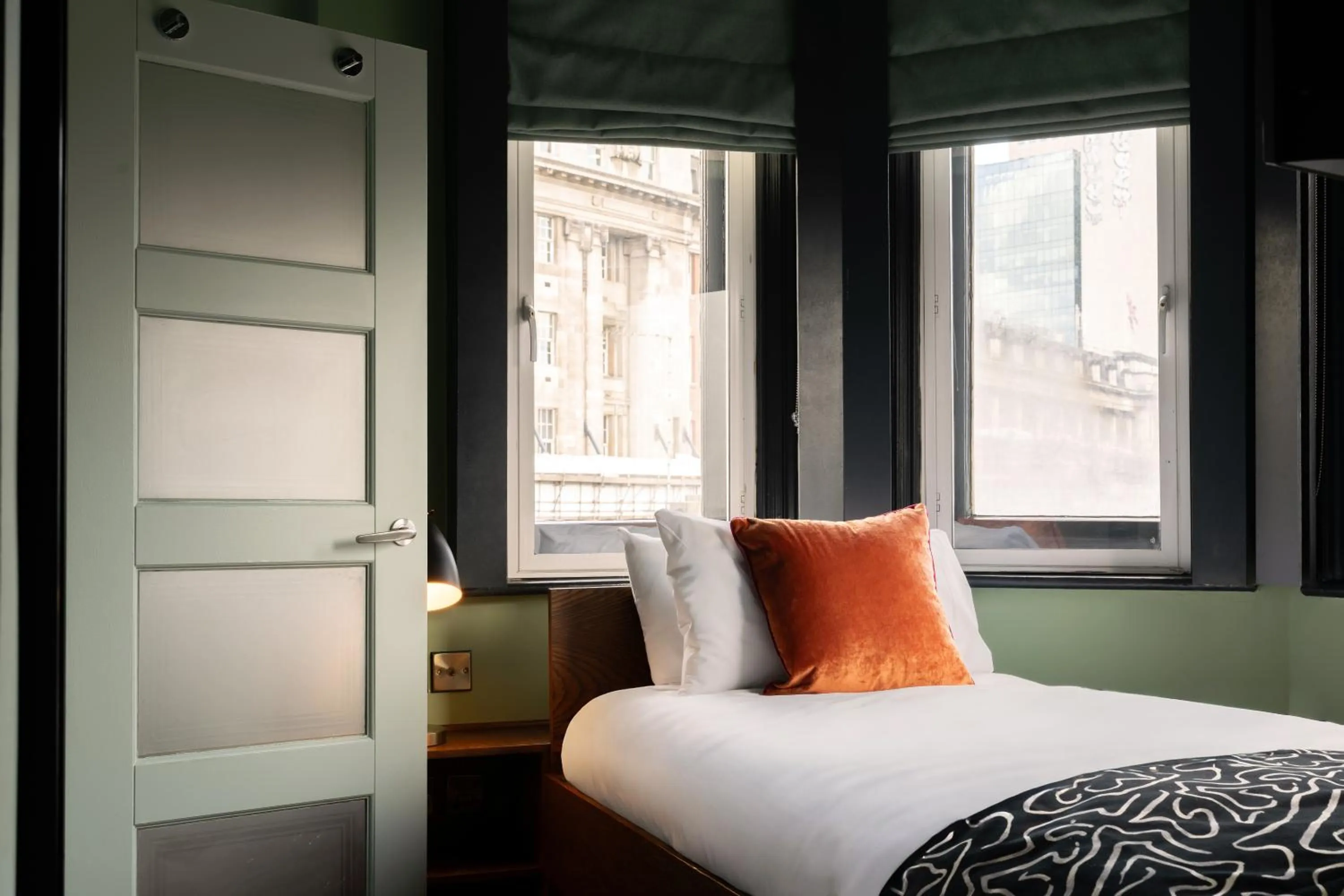 Bed in The Wellington Hotel