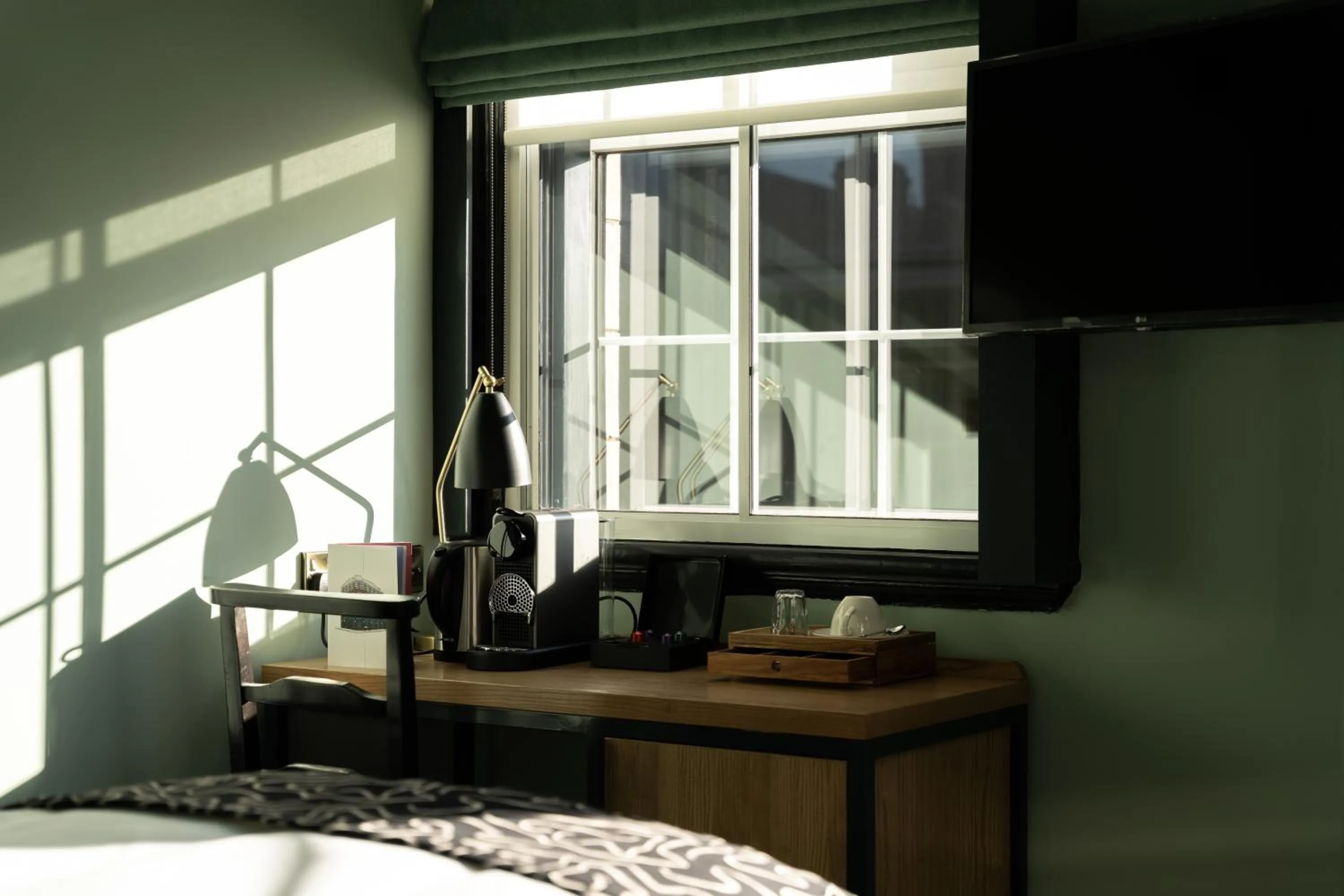 Bed in The Wellington Hotel