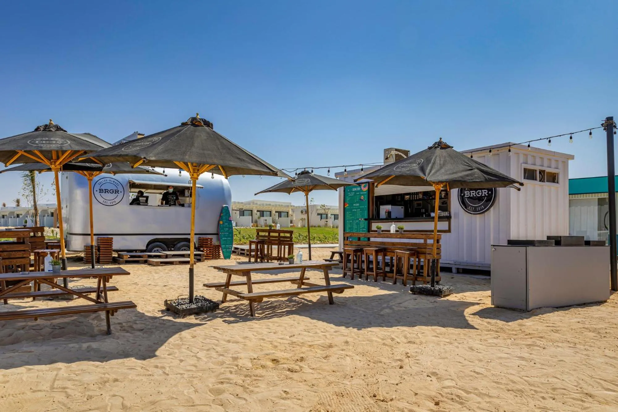 Day in Lemon Spaces LIGHT- D bay North Coast