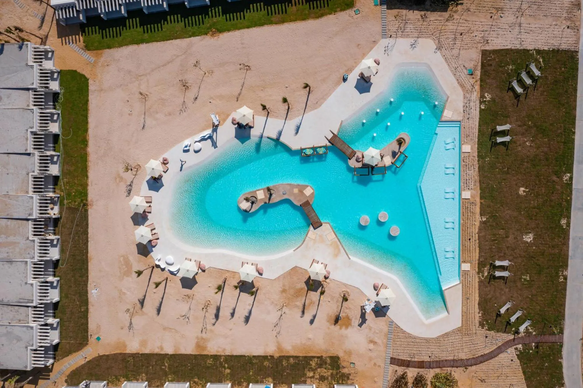 Day in Lemon Spaces LIGHT- D bay North Coast