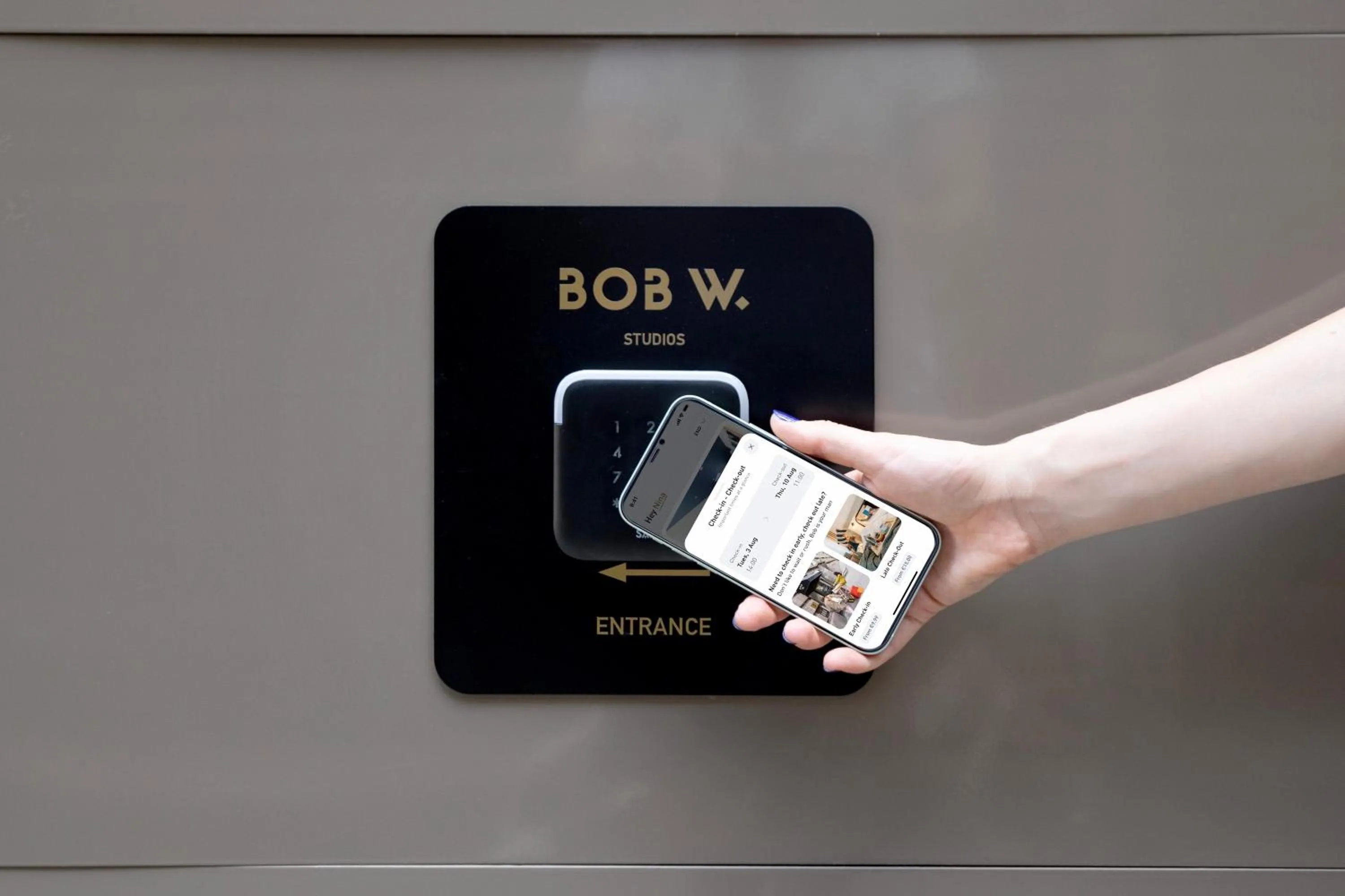 Facade/entrance in Bob W Amsterdam Noord