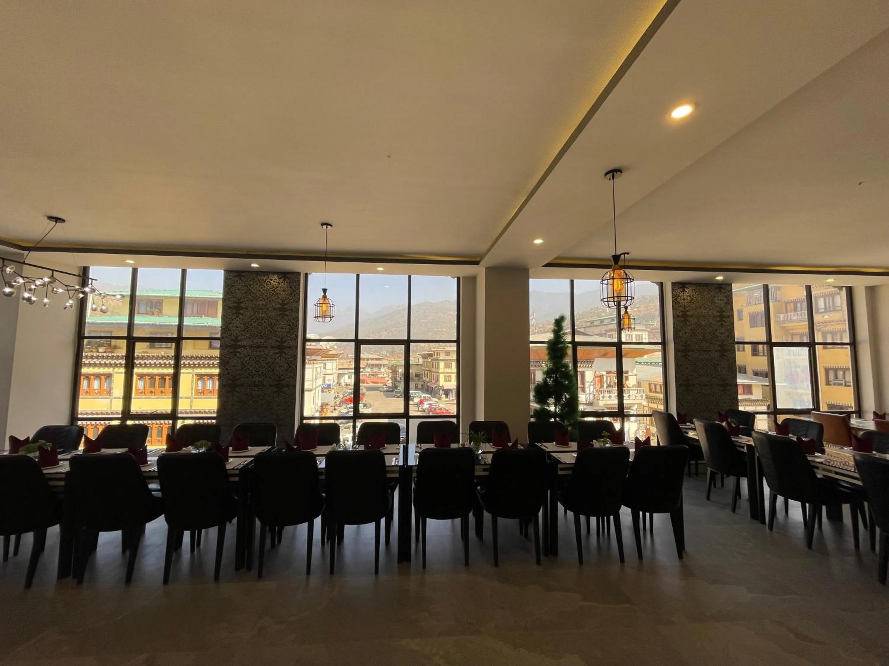 Restaurant/places to eat in Yang Bhutan Hotel