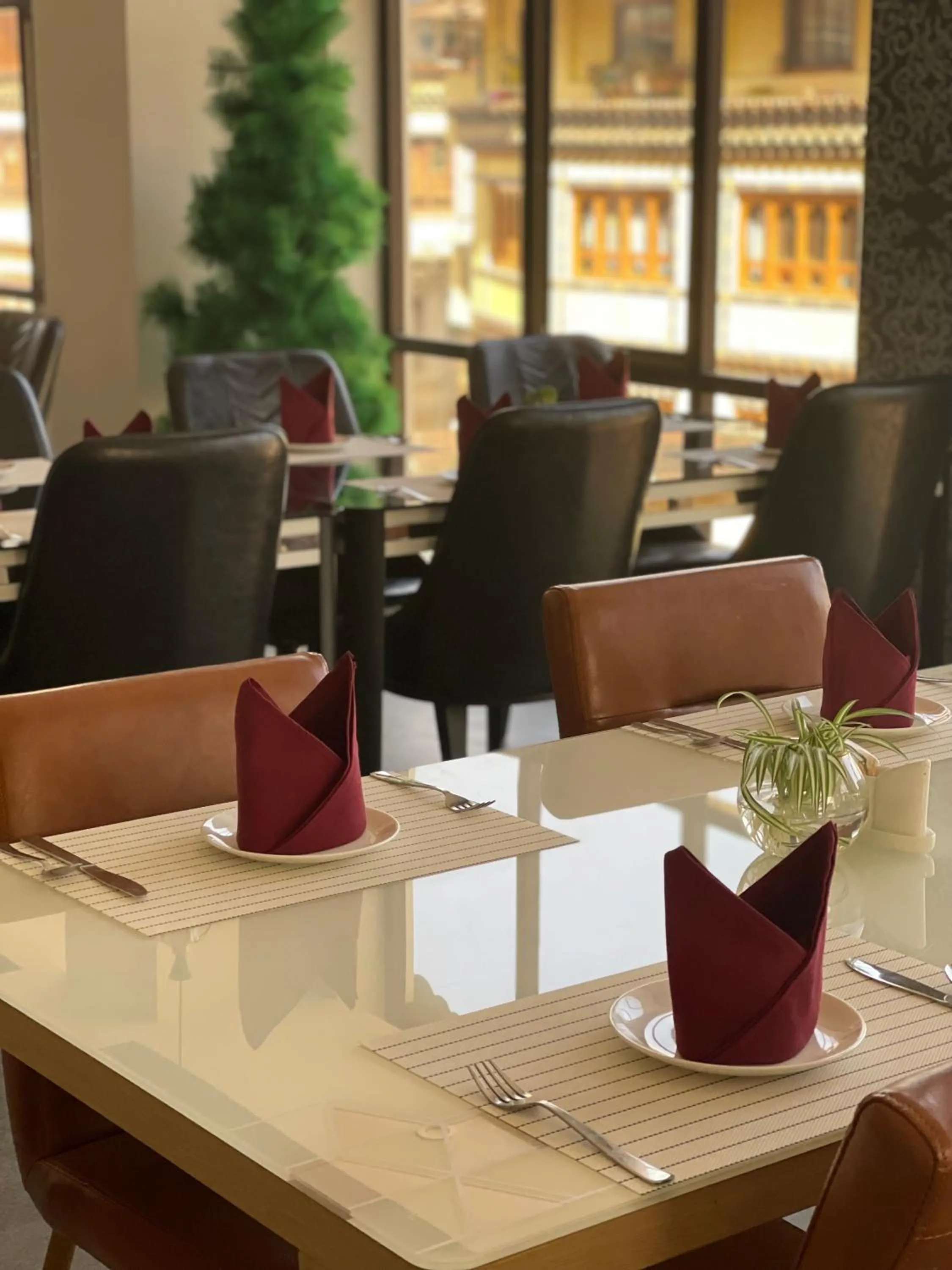 Restaurant/places to eat in Yang Bhutan Hotel