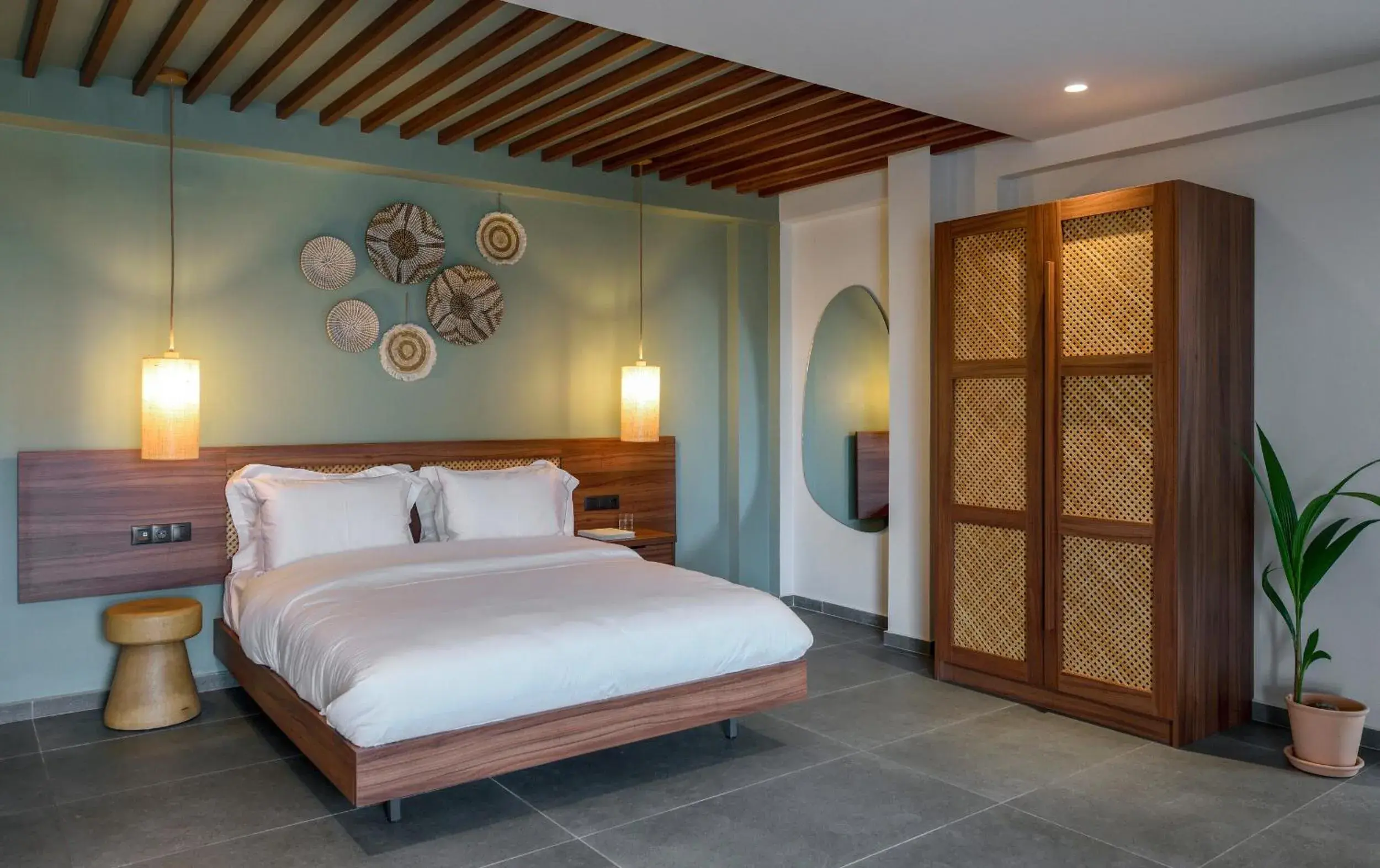 Suite with Pool View in Amyntas Seafront Hotel Suite with Pool View in Amyntas Seafront Hotel