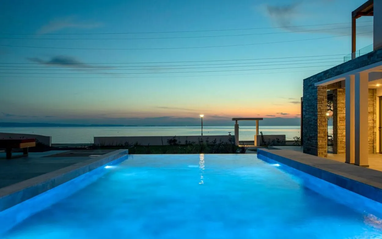 Swimming pool in Amyntas Seafront Hotel - Adults Only