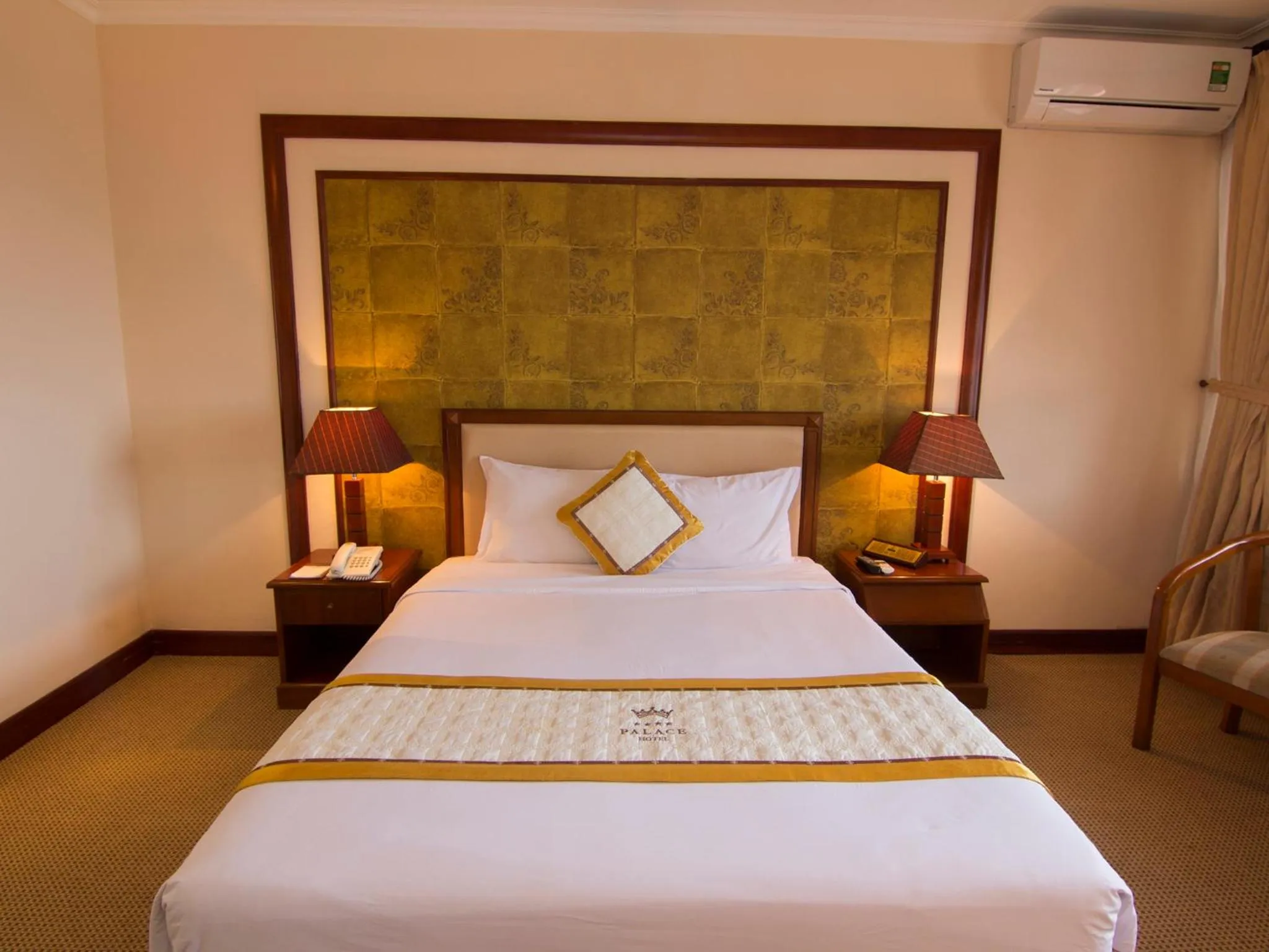 Photo of the whole room, Bed in Palace Hotel Vung Tau