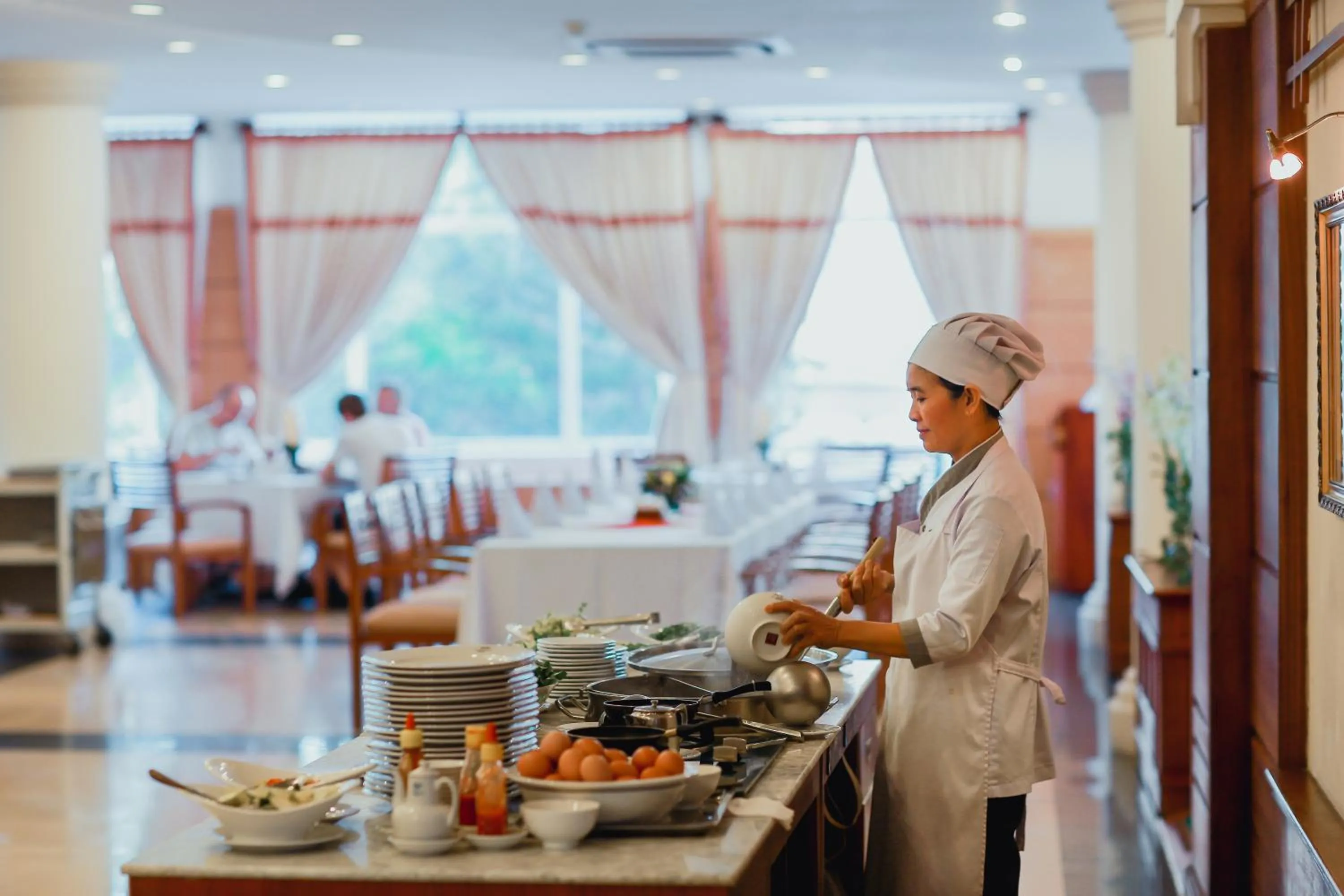 Buffet breakfast in Palace Hotel Vung Tau
