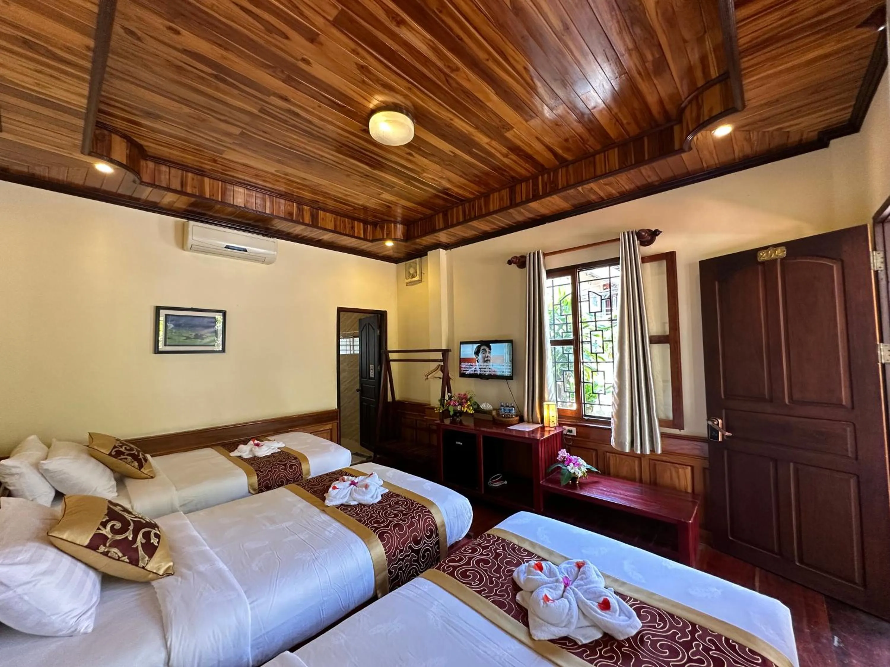 Communal lounge/ TV room, Bed in Ammata Boutique Villa