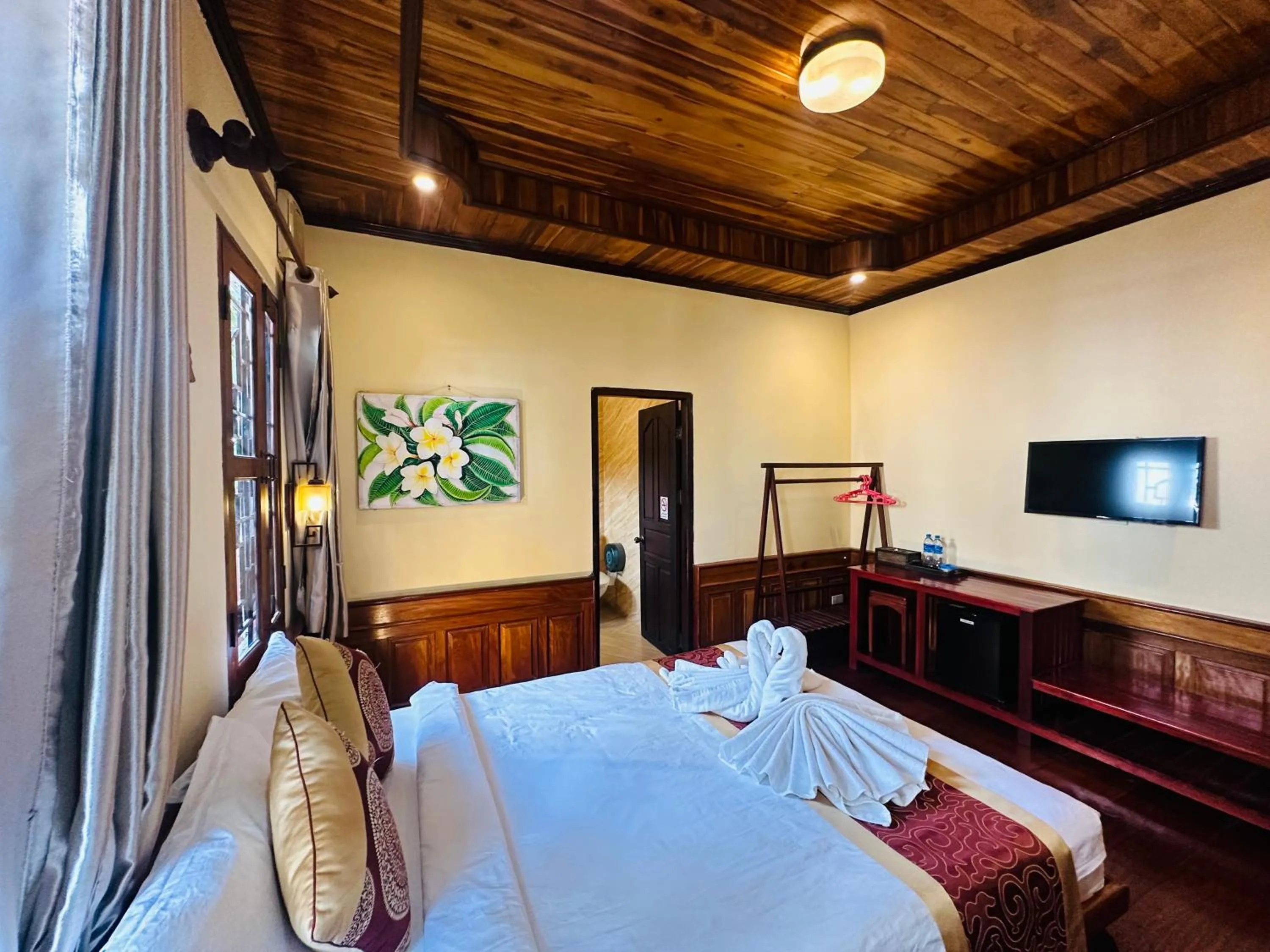 Communal lounge/ TV room, Bed in Ammata Boutique Villa