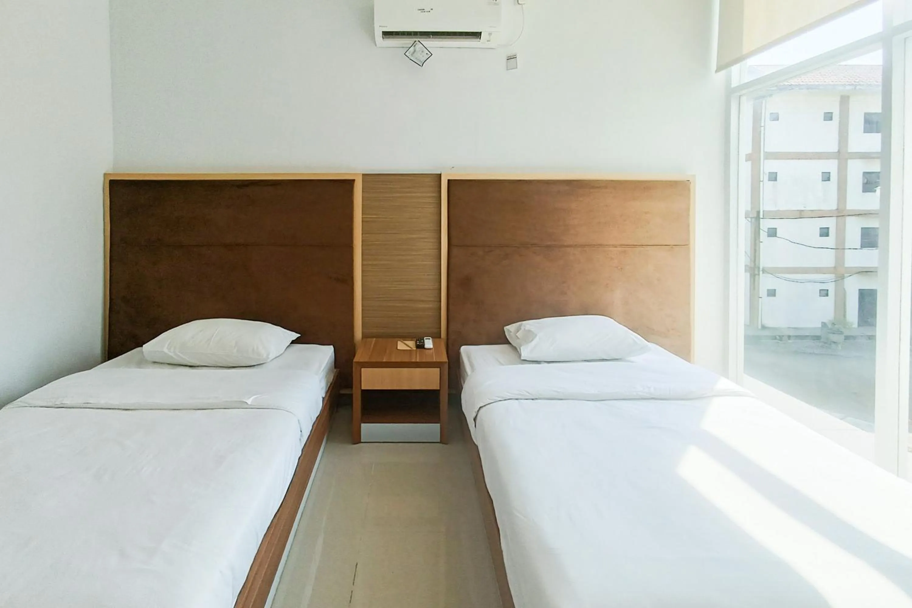 Bedroom, Bed in Urbanview Hotel Syariah UIN Mataram